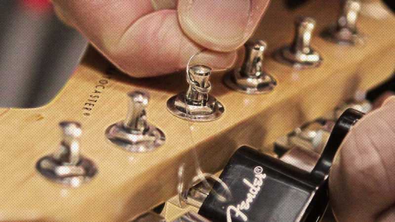 Changing Strings On Your Electric Guitar.  How & Why You Need To Do It!