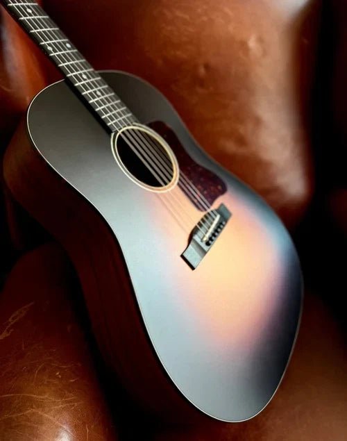 The Best Acoustic Guitars (& Electros) - Richards Guitars Of Stratford Upon Avon