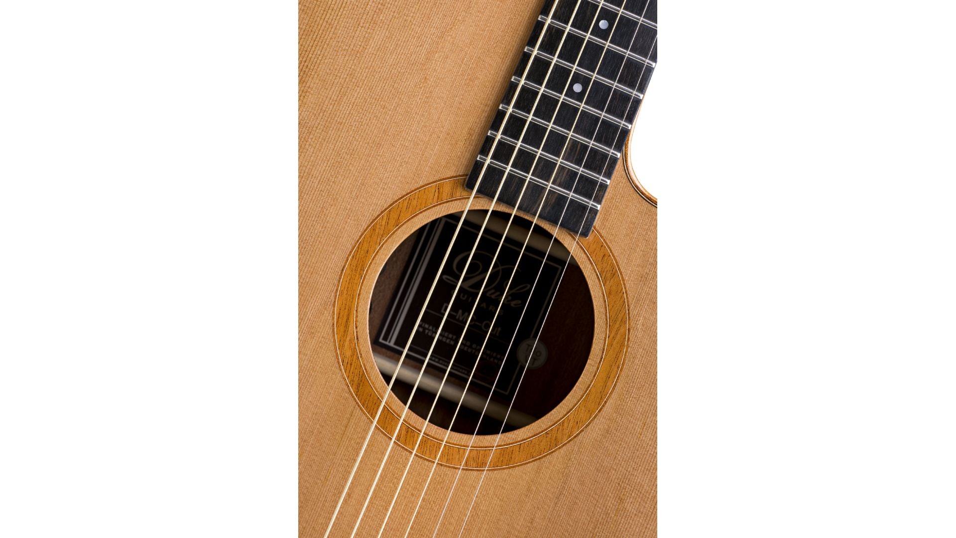 Duke D-MC-Cut Acoustic Guitar (Inc Gigbag)