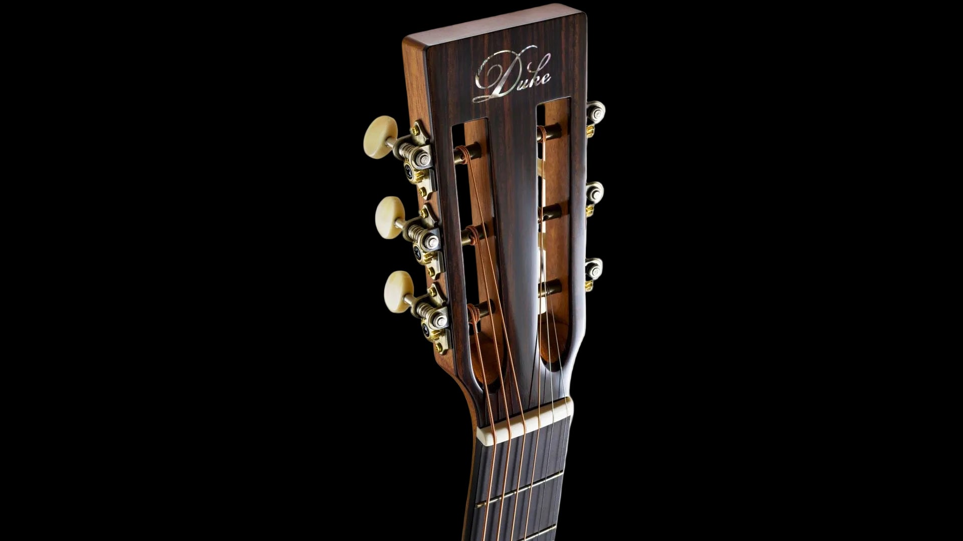 Duke OM-MC-Cut Acoustic Guitar (Inc Deluxe Gigbag)
