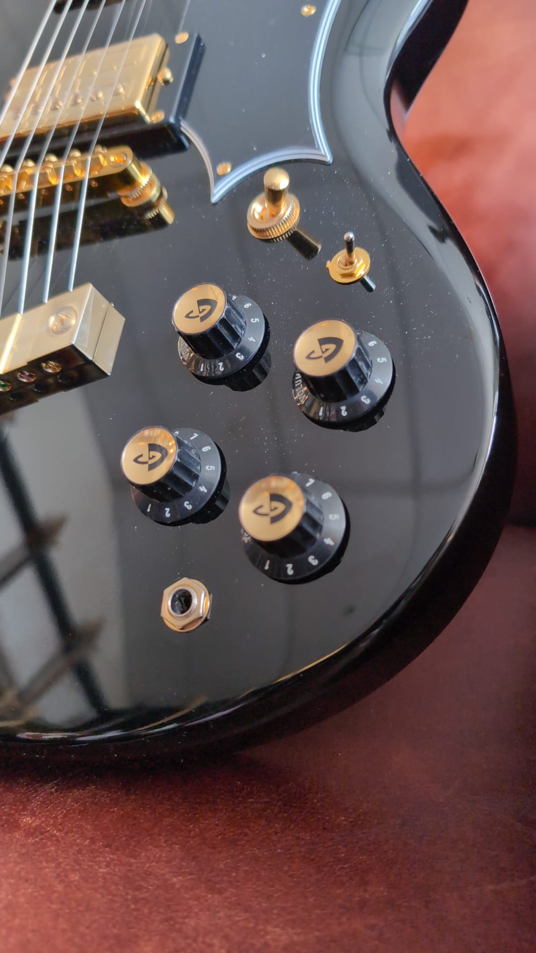 Buy Guild Kim Thayil Signature POLARA - Black - (B-stock/Transit Damage)