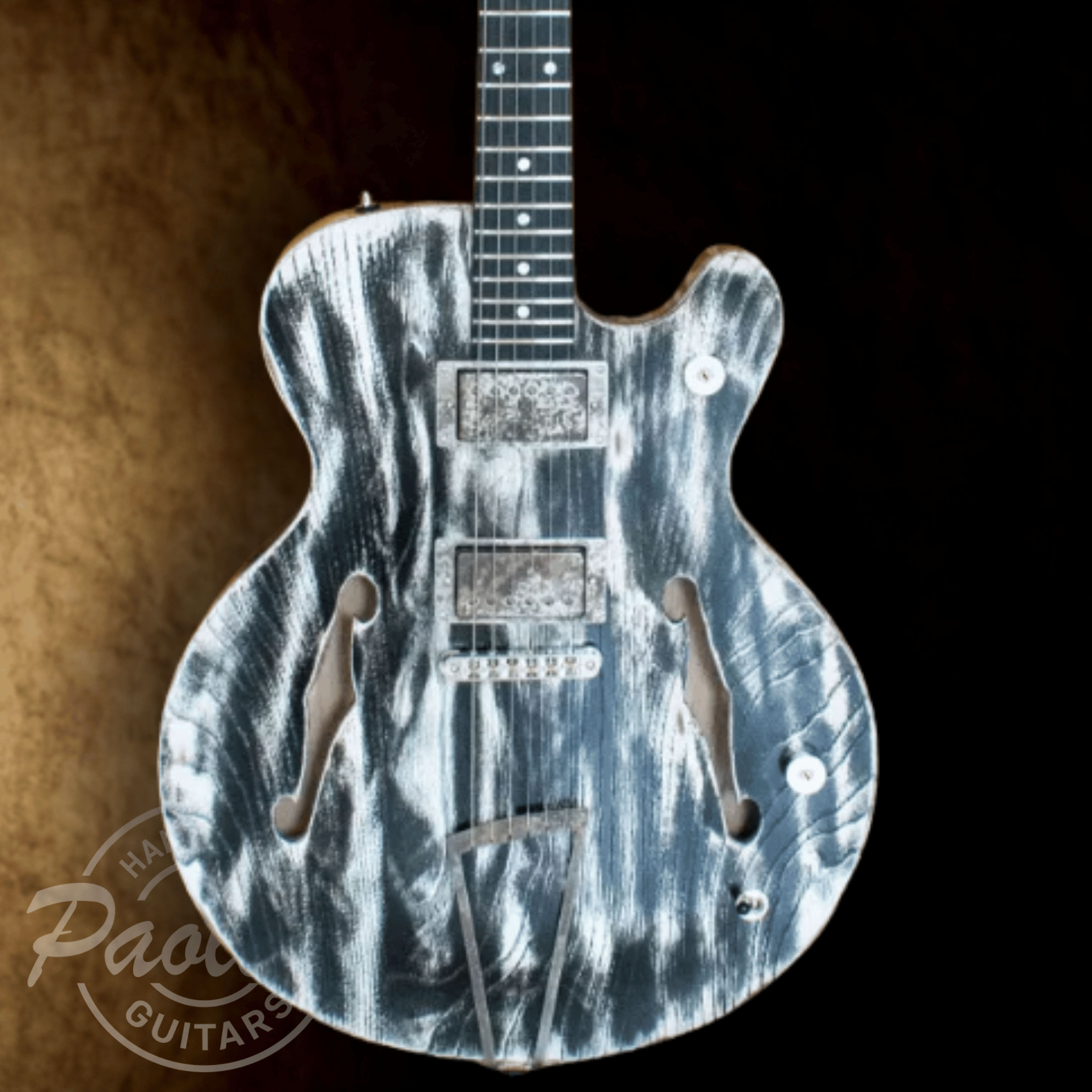 Paoletti 500 Lounge White/Black Inferno