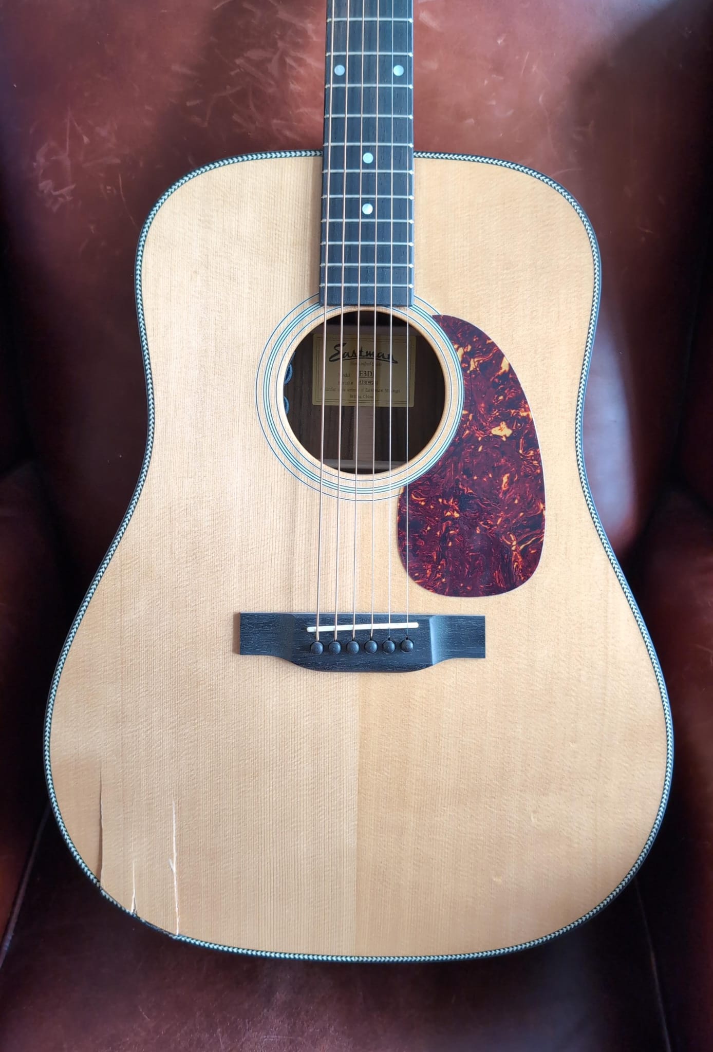 Buy Eastman E3DE Natural (B-stock/Damage)