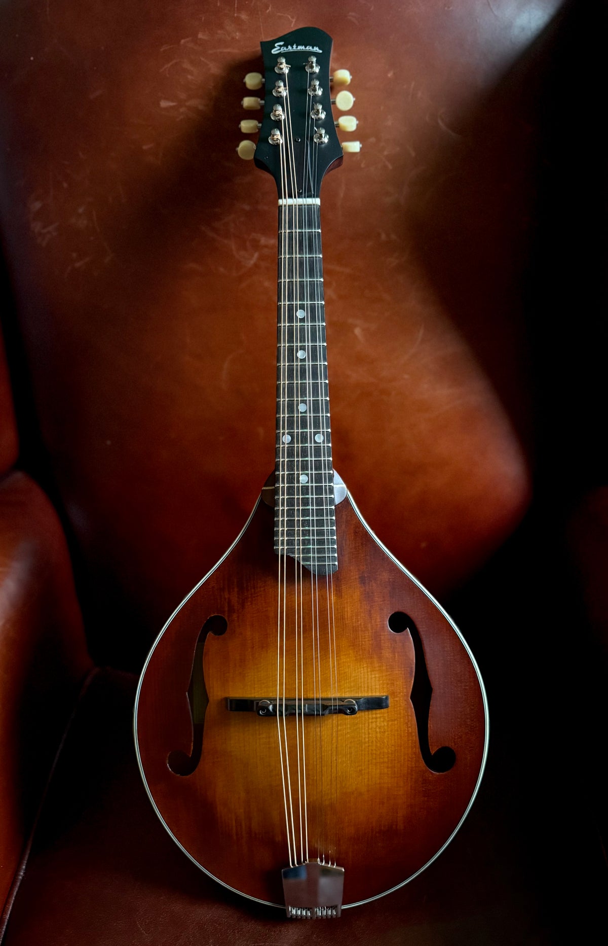 Eastman MD305 A WN ("Wide Neck") A-Style Adirondack Mandolin