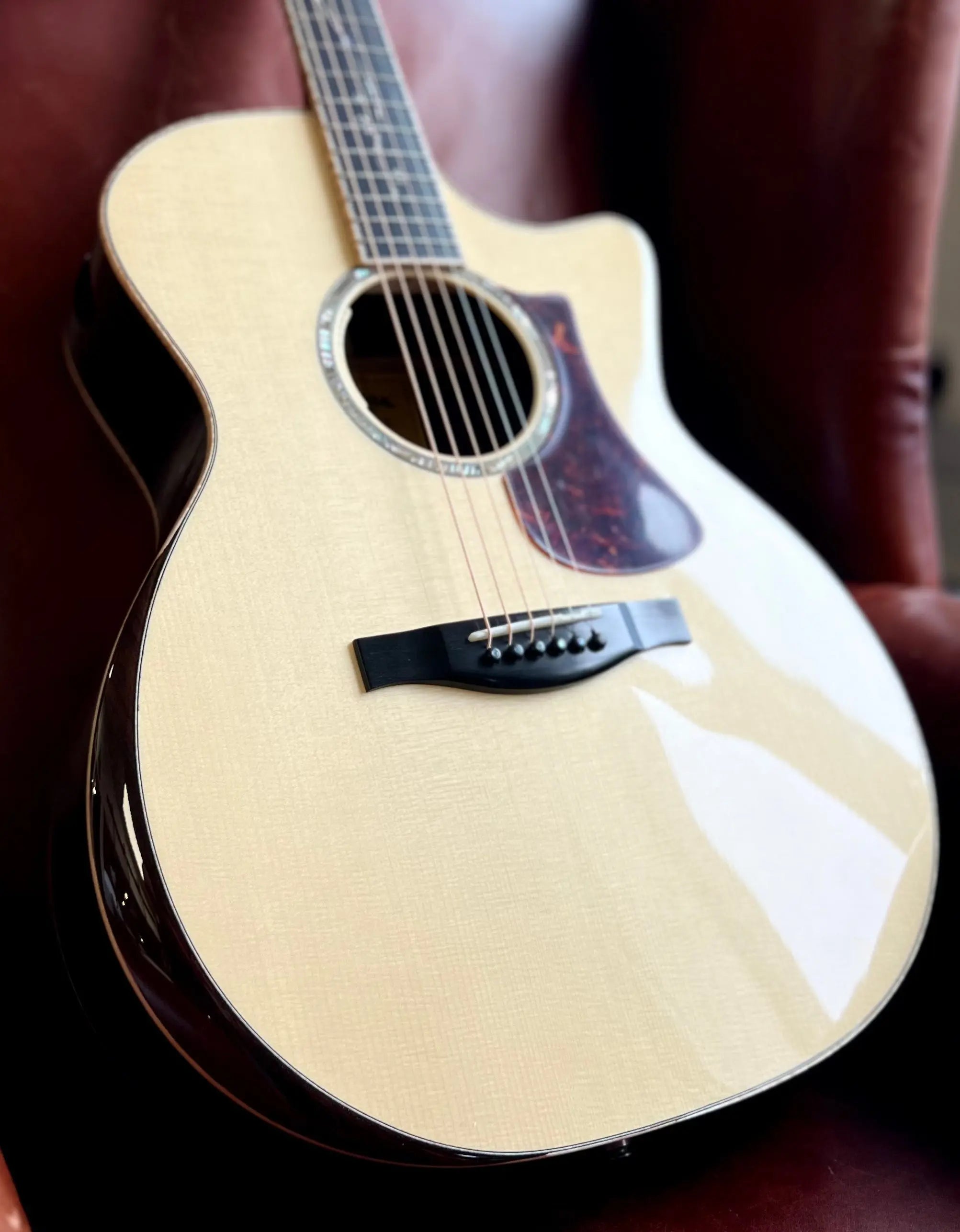 Buy Eastman AC822CE Natural Electro Acoustic Guitar (Price inc. Custom Pro Setup Package)
