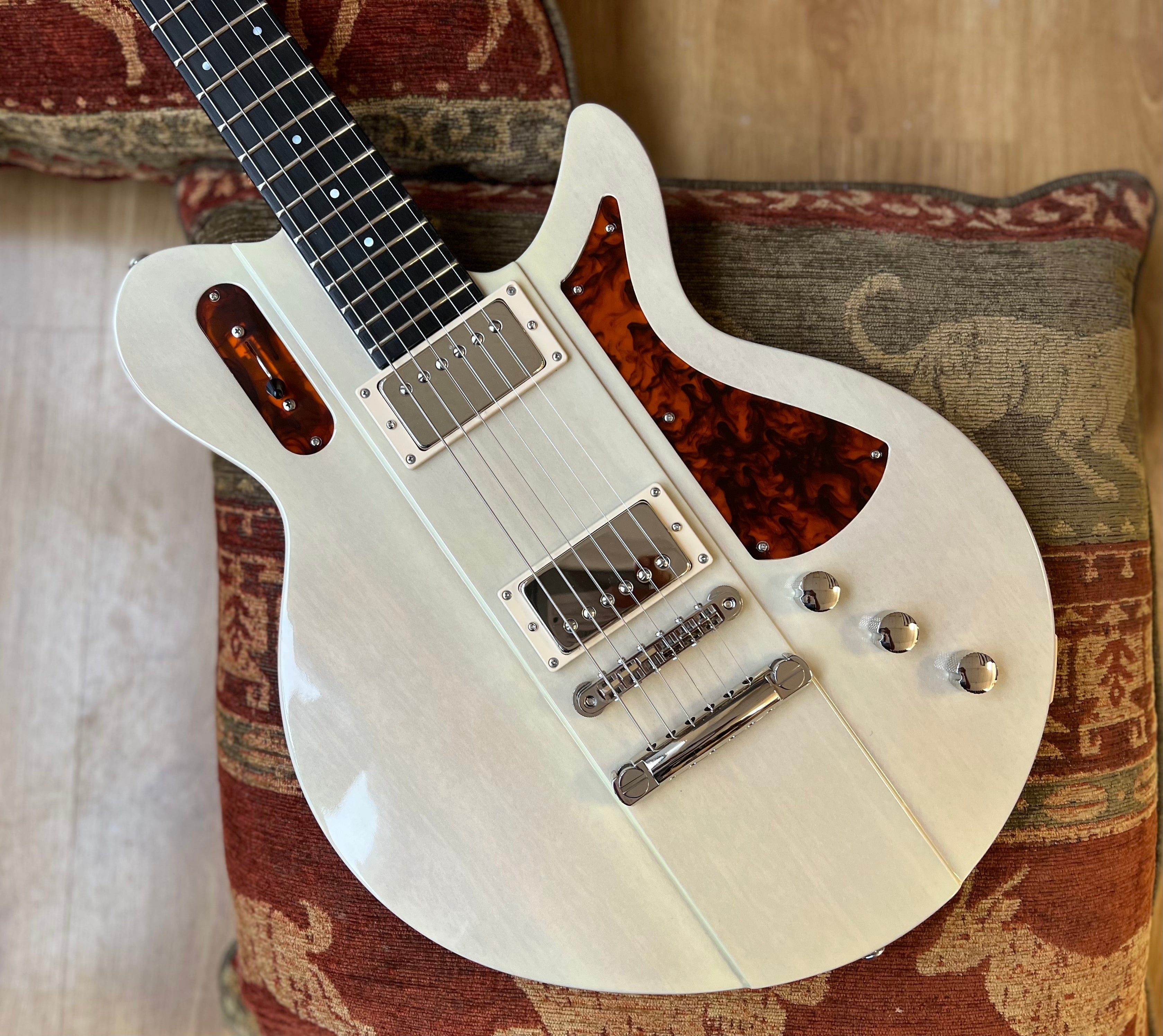 Eastman Juliet-PB Pomona Blonde (Price inc. Custom Pro Setup Package), Electric Guitar for sale at Richards Guitars.