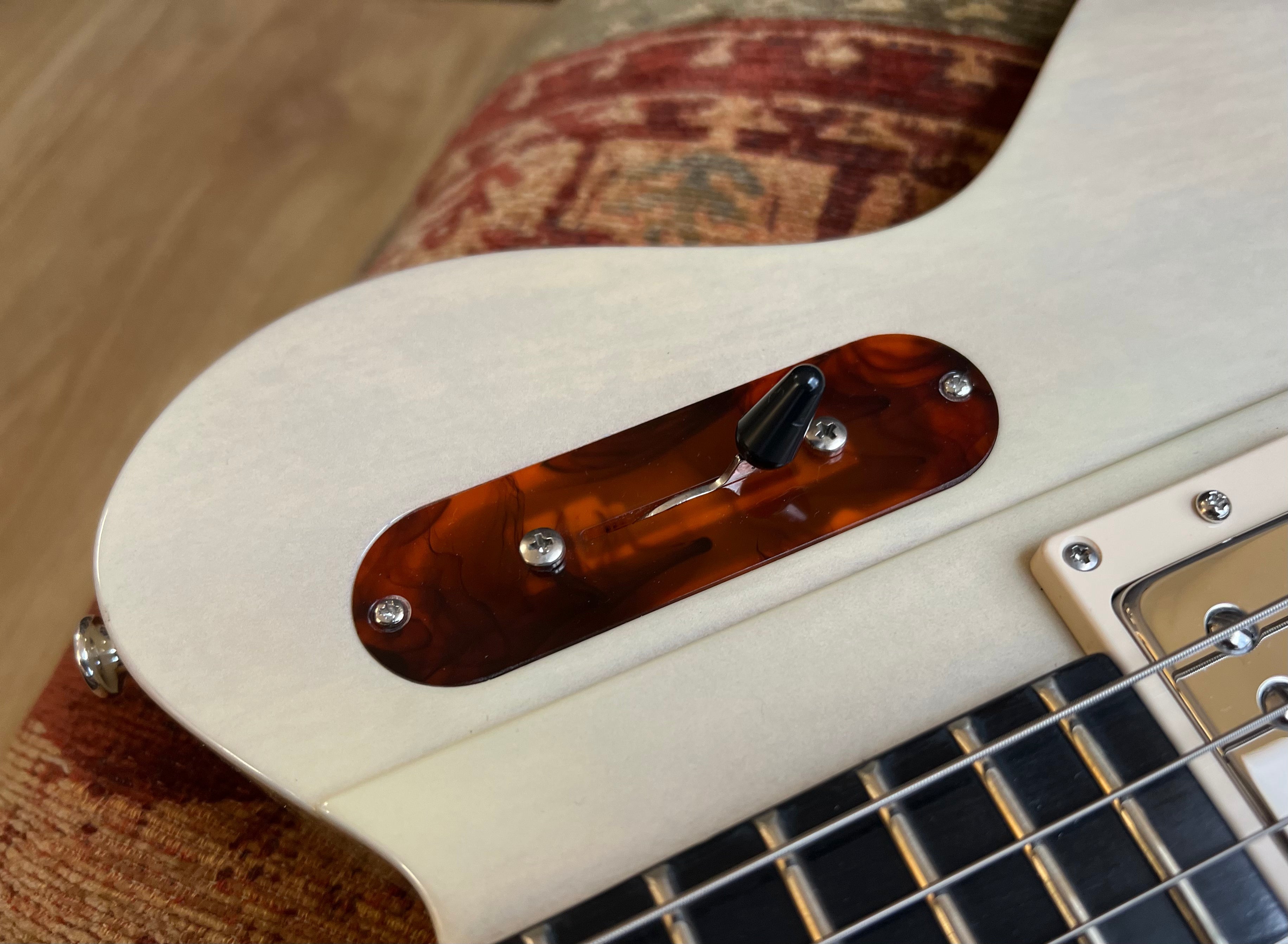 Eastman Juliet-PB Pomona Blonde (Price inc. Custom Pro Setup Package), Electric Guitar for sale at Richards Guitars.