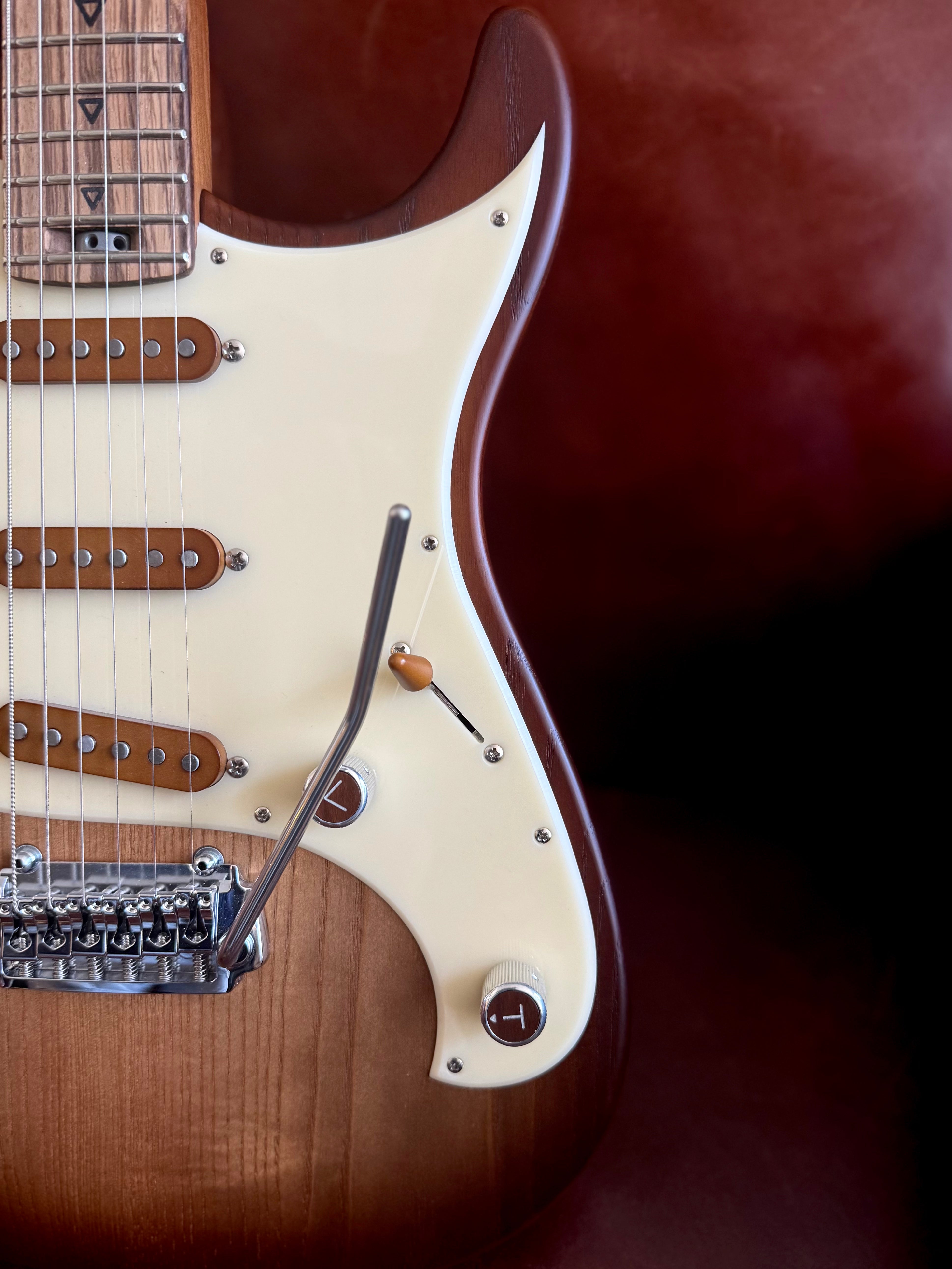 Buy Valiant Soothsayer "One of a Kind" Custom Shop. Mind Blowing!!!