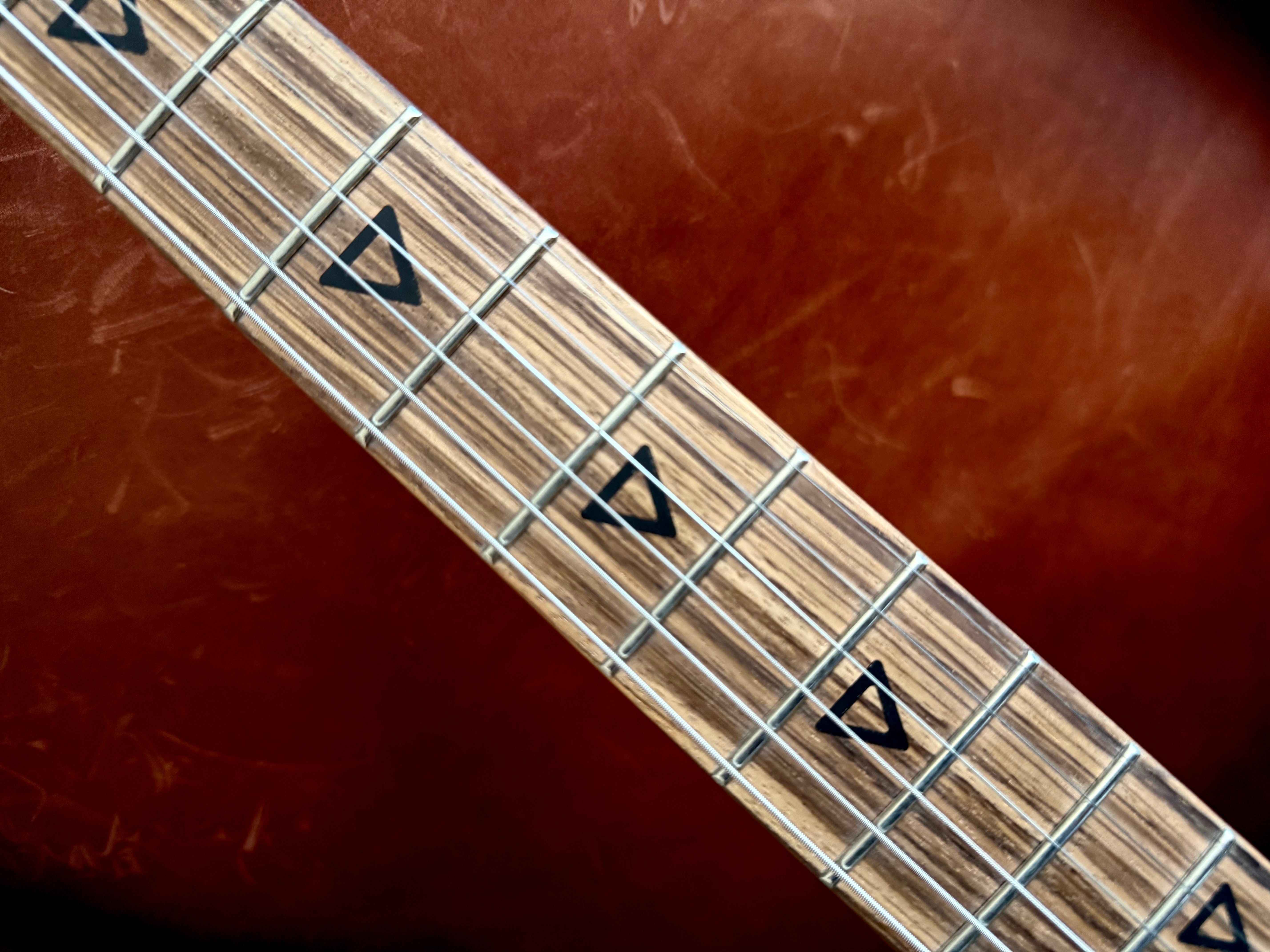 Buy Valiant Soothsayer "One of a Kind" Custom Shop. Mind Blowing!!!