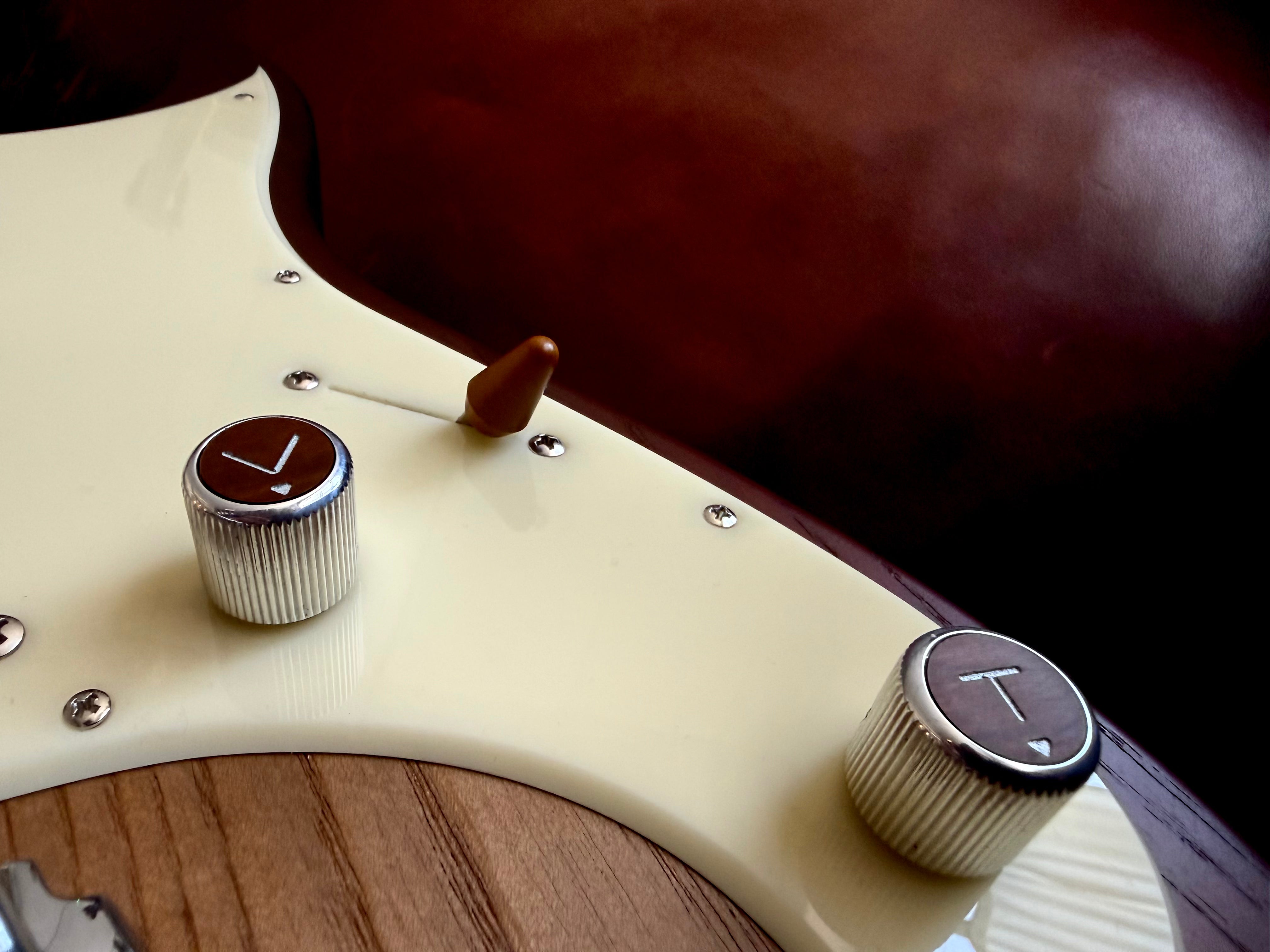 Buy Valiant Soothsayer "One of a Kind" Custom Shop. Mind Blowing!!!