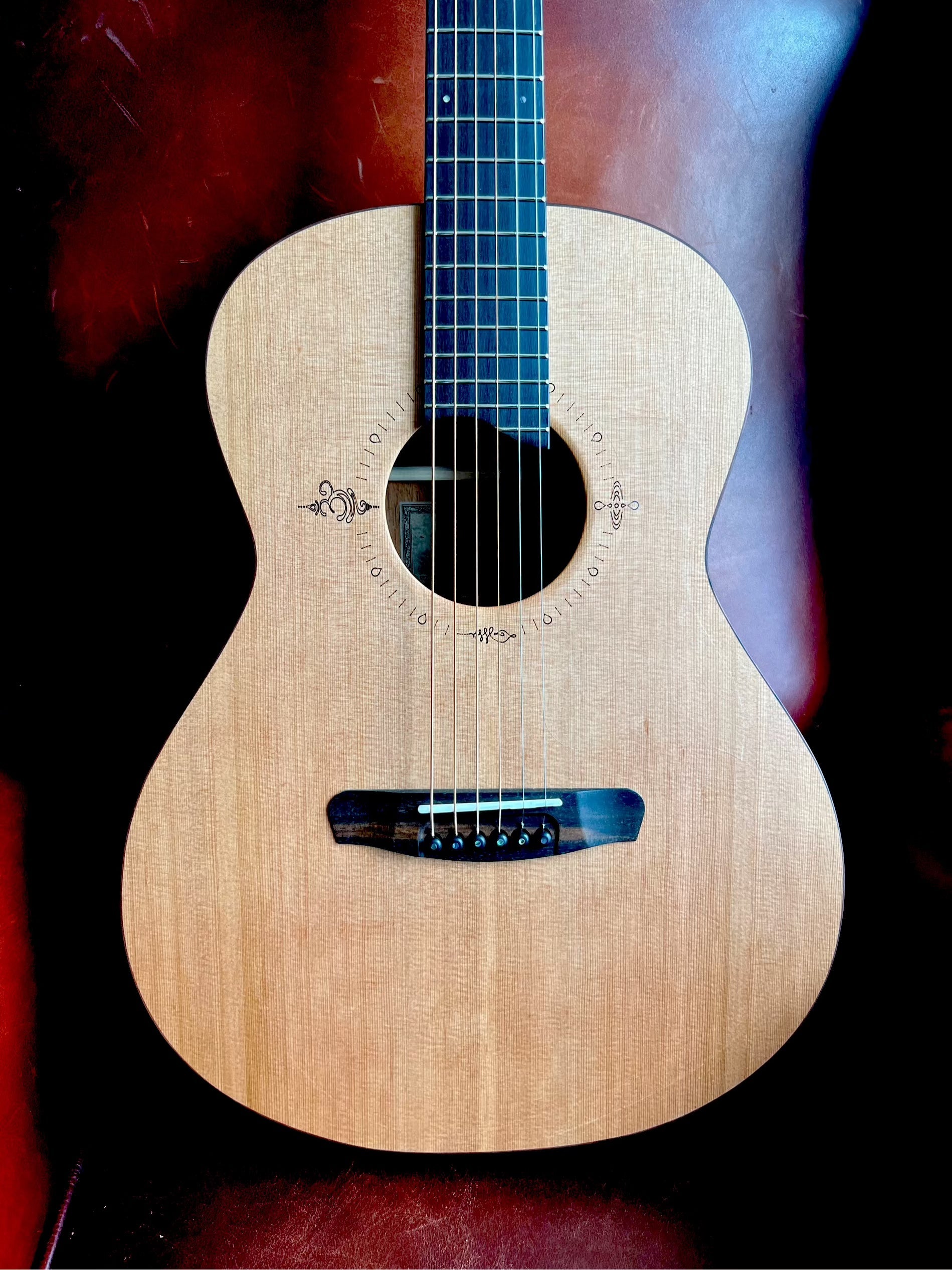 Dowina Pure OMG.  OM Body Acoustic Guitar, Acoustic Guitar for sale at Richards Guitars.
