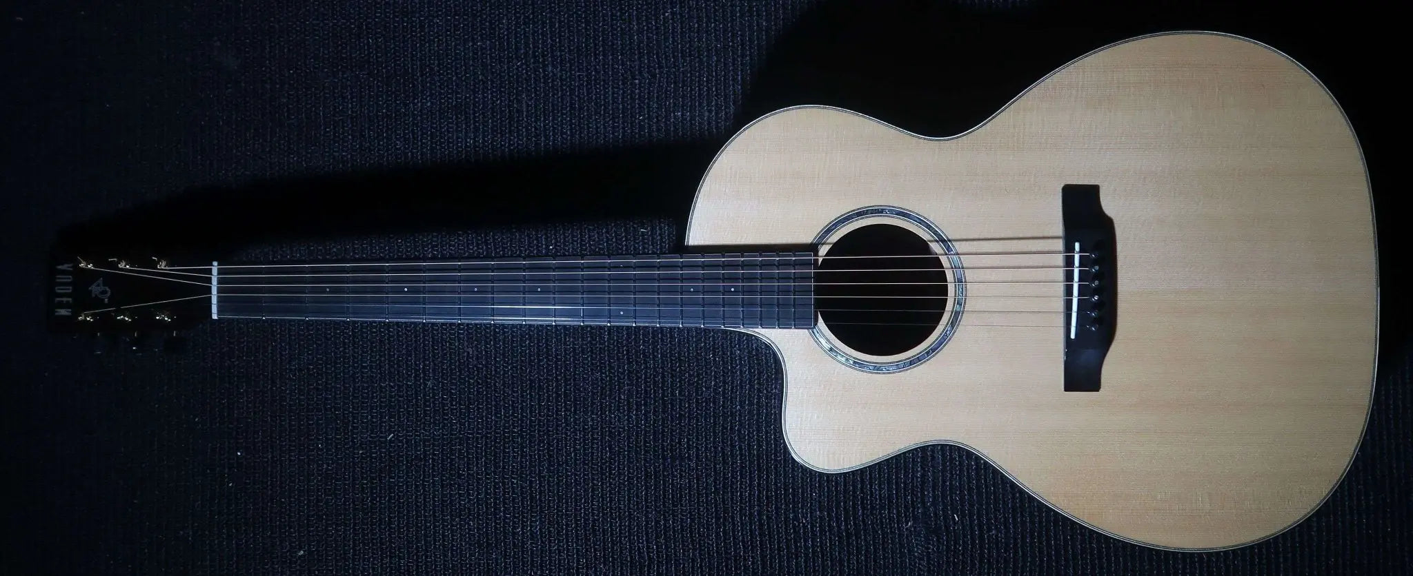 Auden Artist 45 Chester Cutaway Maple Left Handed. - Richards Guitars Of Stratford Upon Avon