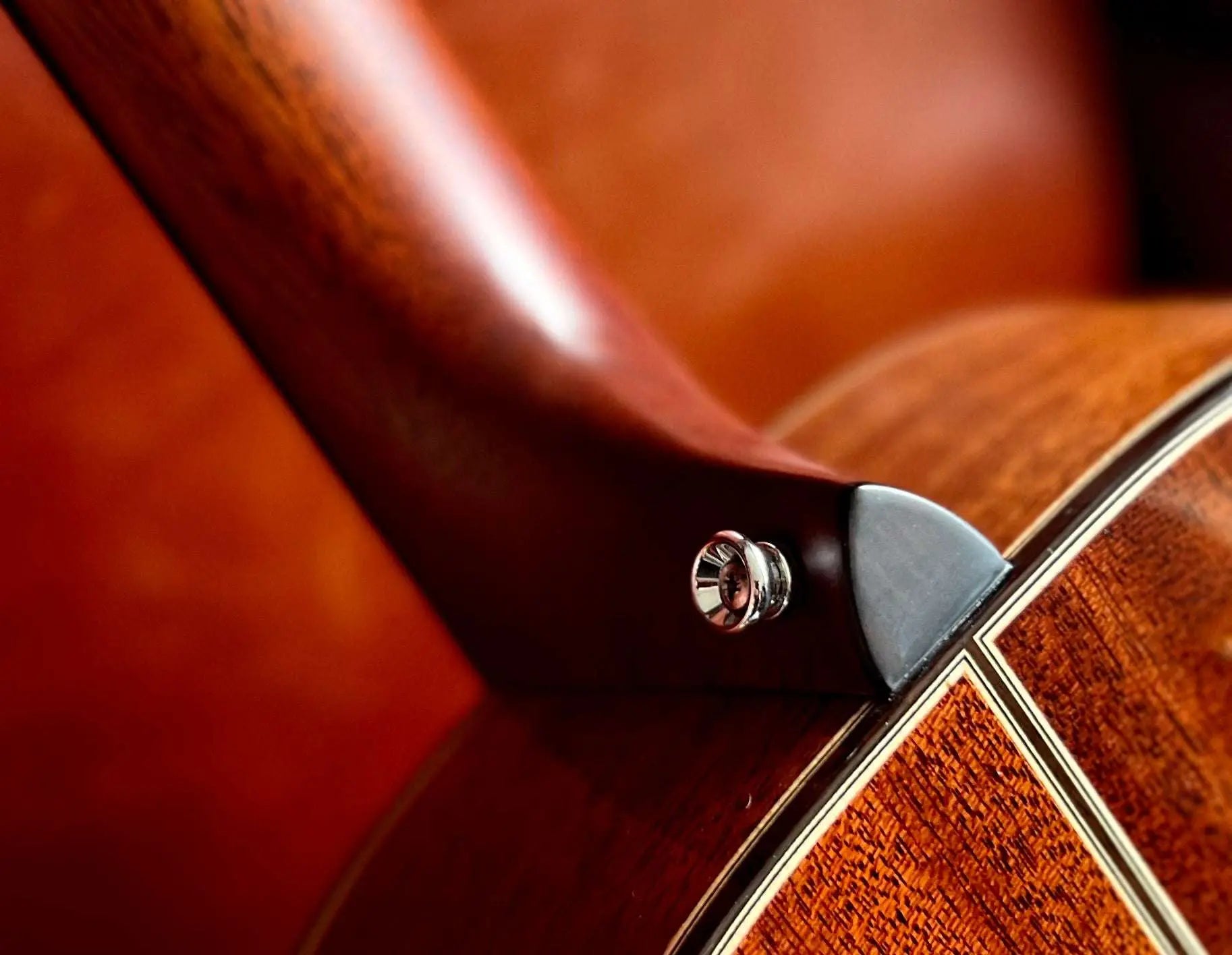 AUDEN MAHOGANY SERIES – CHESTER FULL BODY MAHOGANY TOP - 45MM NUT - Richards Guitars Of Stratford Upon Avon