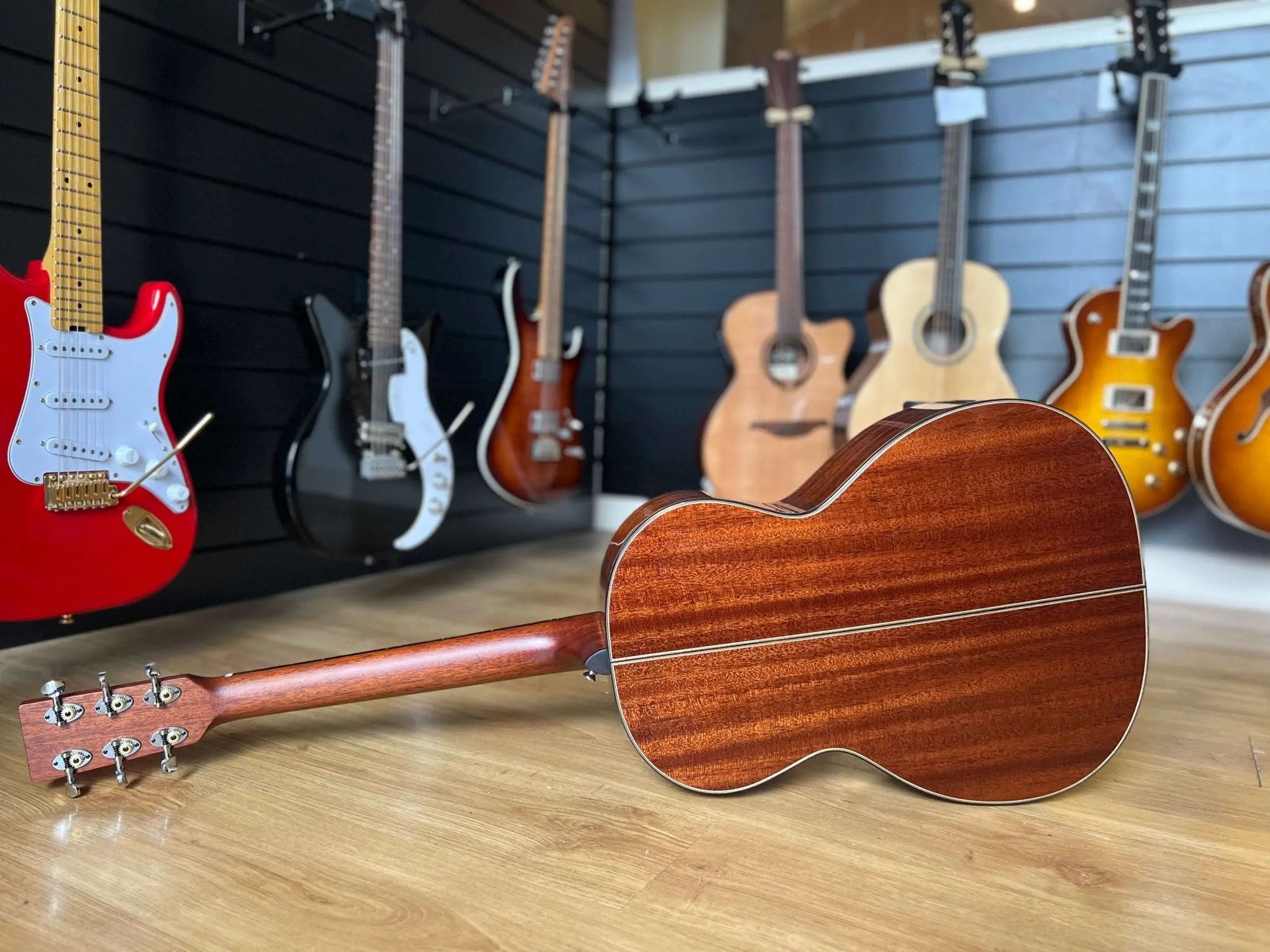 AUDEN MAHOGANY SERIES – CHESTER FULL BODY MAHOGANY TOP - 45MM NUT - Richards Guitars Of Stratford Upon Avon