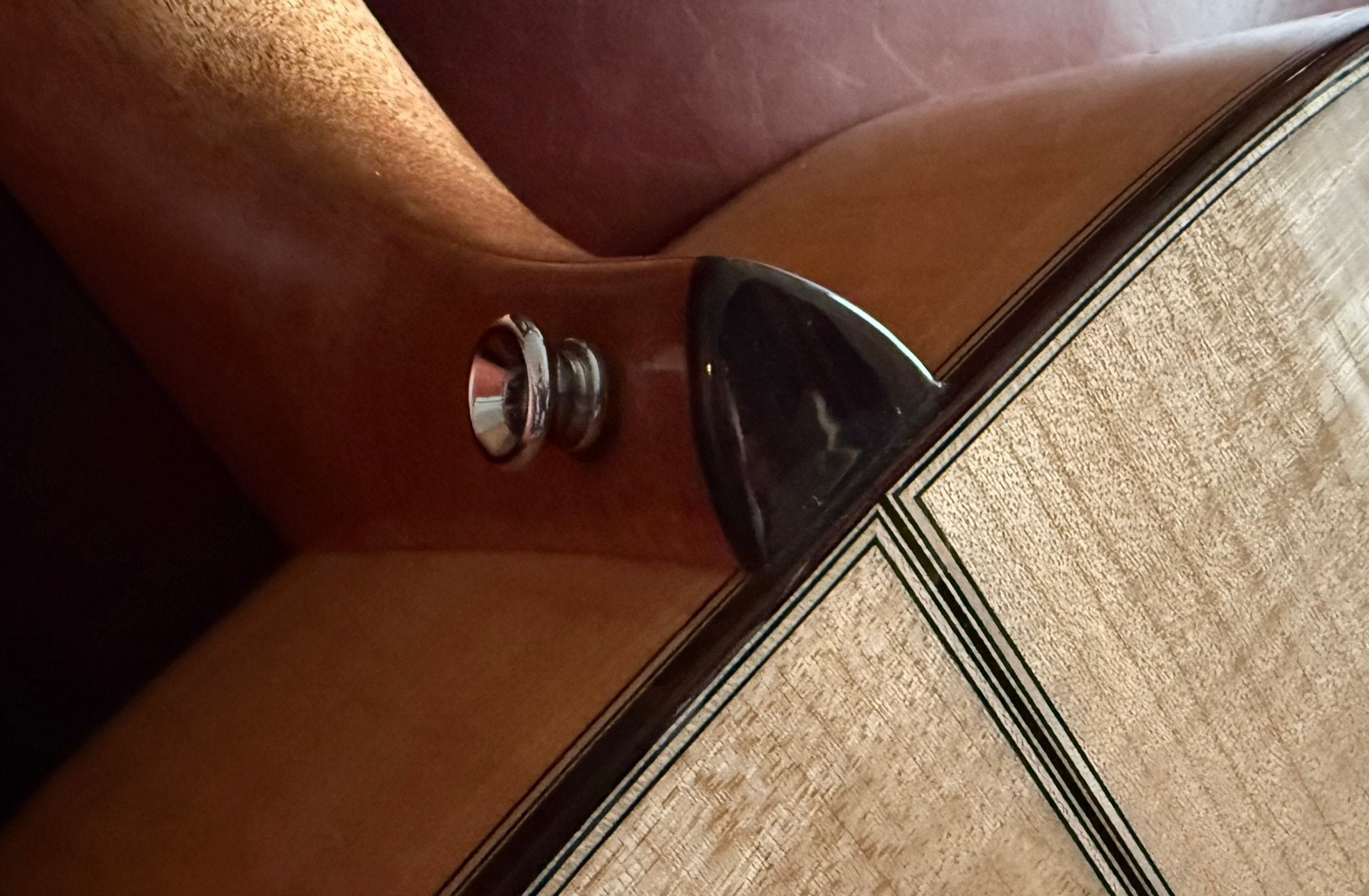 AUDEN Maple Series Grace Jumbo Inc. £225 Custom Pro Setup & Support Package - Richards Guitars Of Stratford Upon Avon