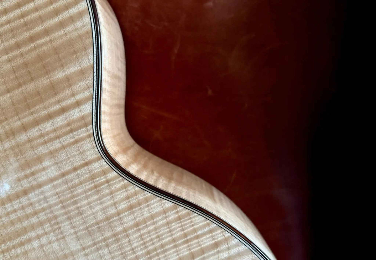 Auden Maple Series - Grace Jumbo