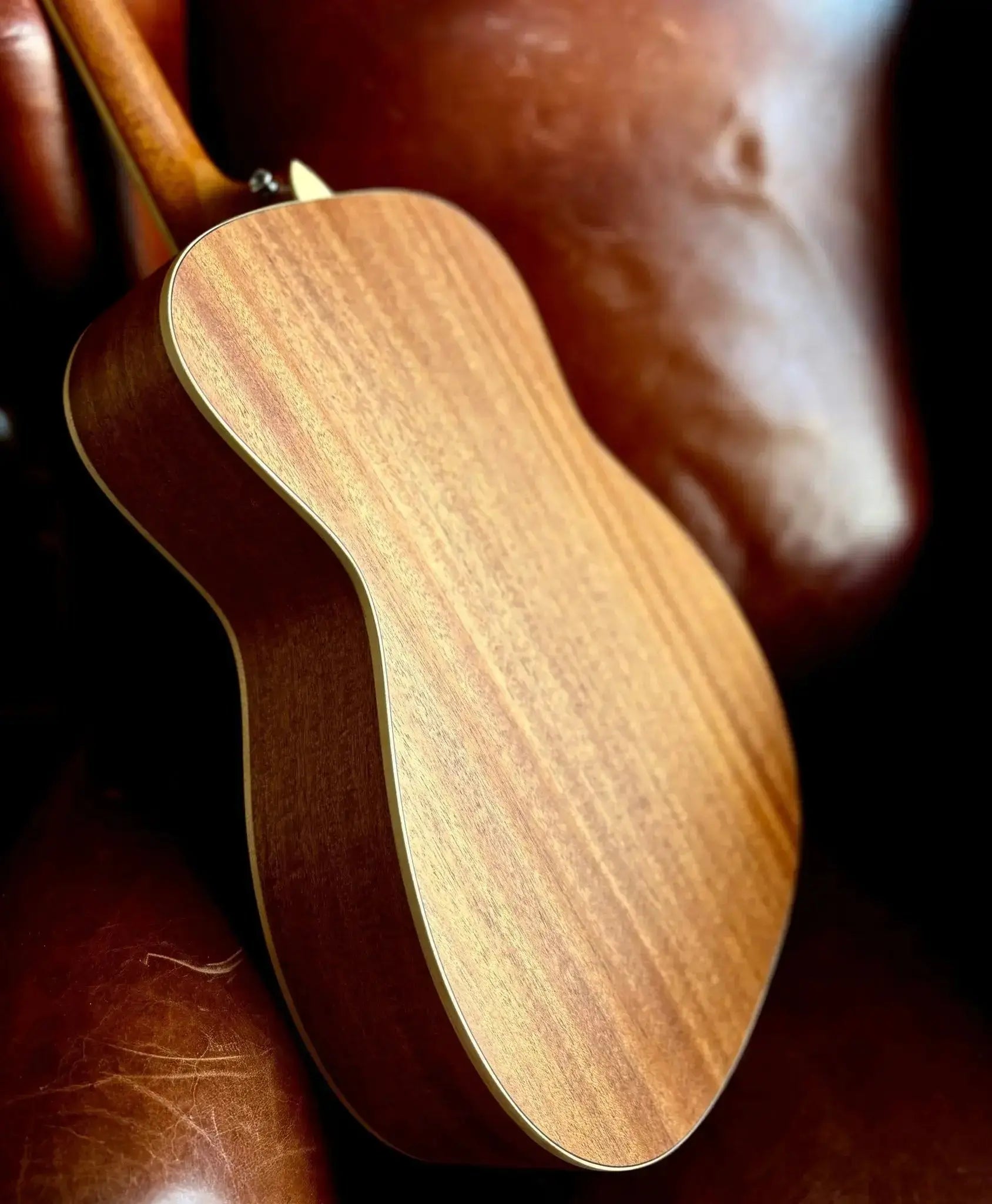 Buy Auden Neo Bowman Left Handed Electro Acoustic Guitar