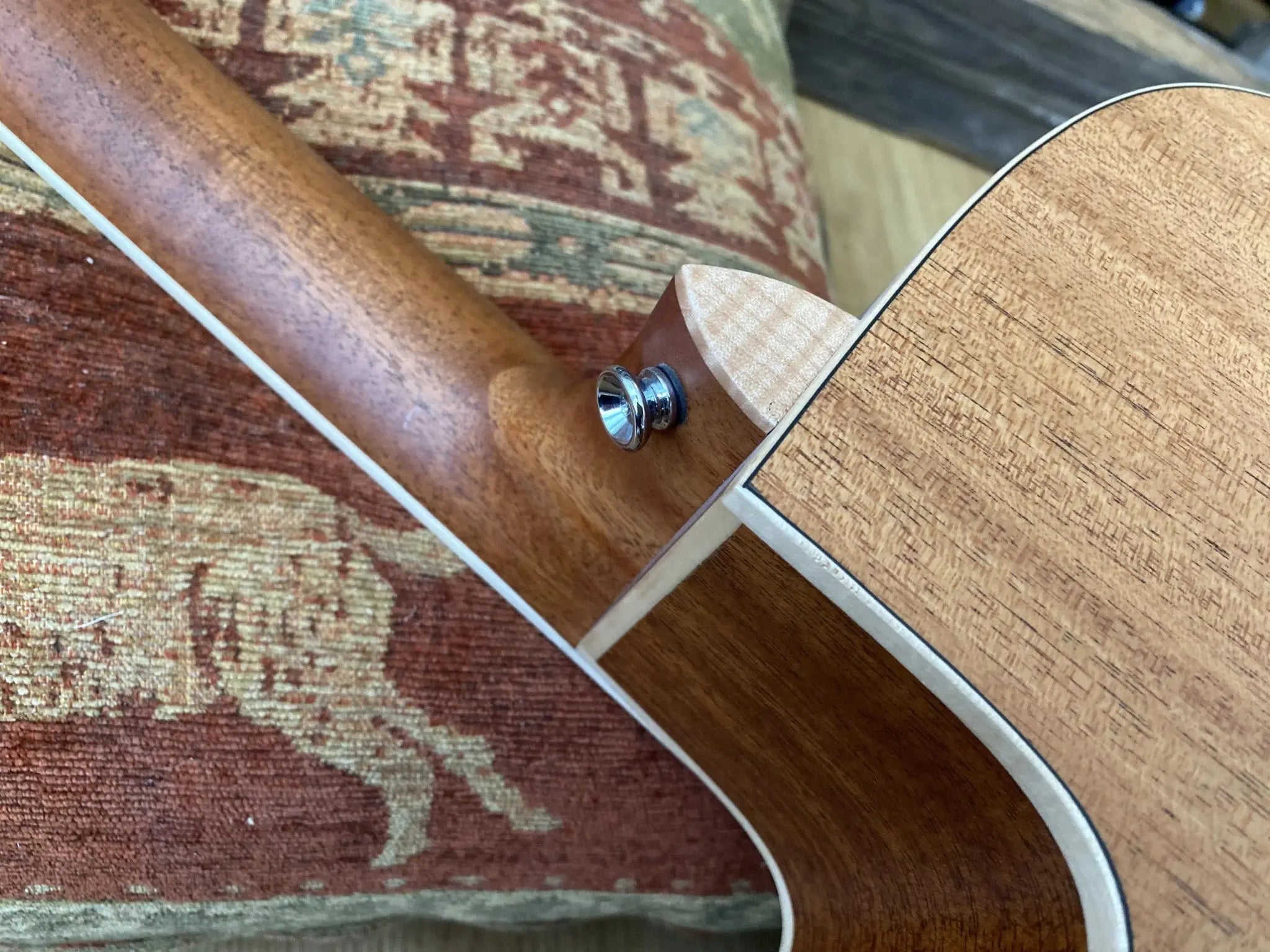 Auden Neo Colton Cutaway. - Richards Guitars Of Stratford Upon Avon