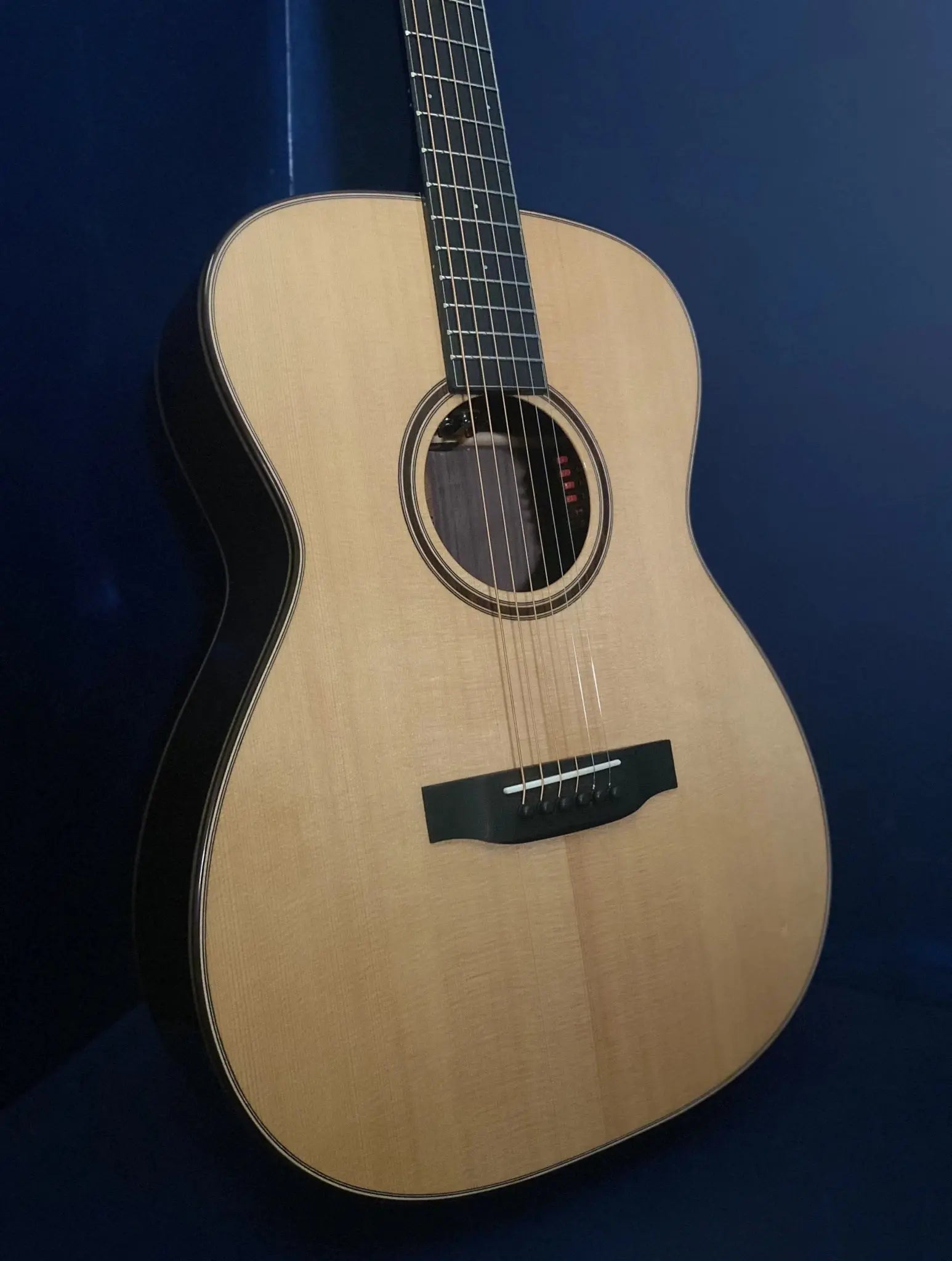 Auden Rosewood Bowman Spruce Top Electro Acoustic Guitar - Richards Guitars Of Stratford Upon Avon