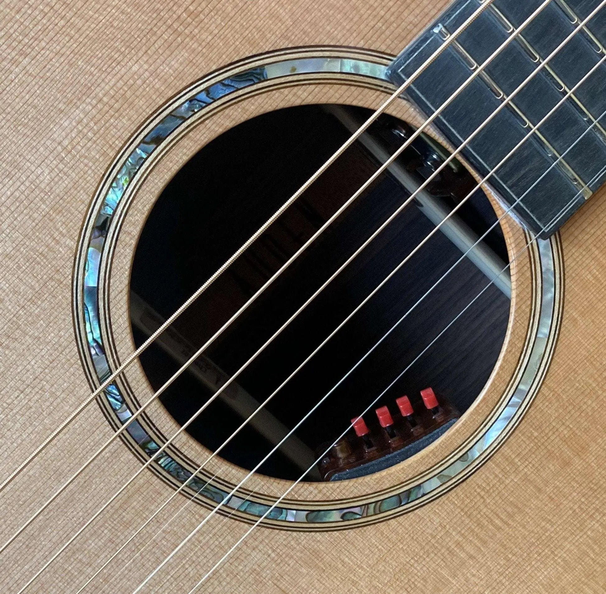 AUDEN ROSEWOOD SERIES – CHESTER 45 CEDAR CUTAWAY - Richards Guitars Of Stratford Upon Avon