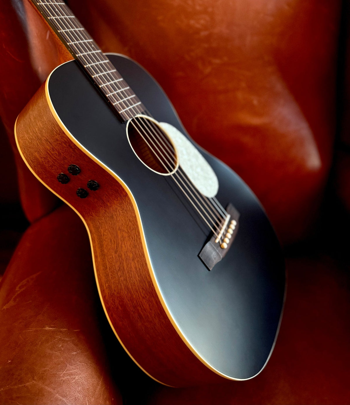 Auden TT Emily Rose Full Body Black Electro Acoustic Guitar - Richards Guitars Of Stratford Upon Avon