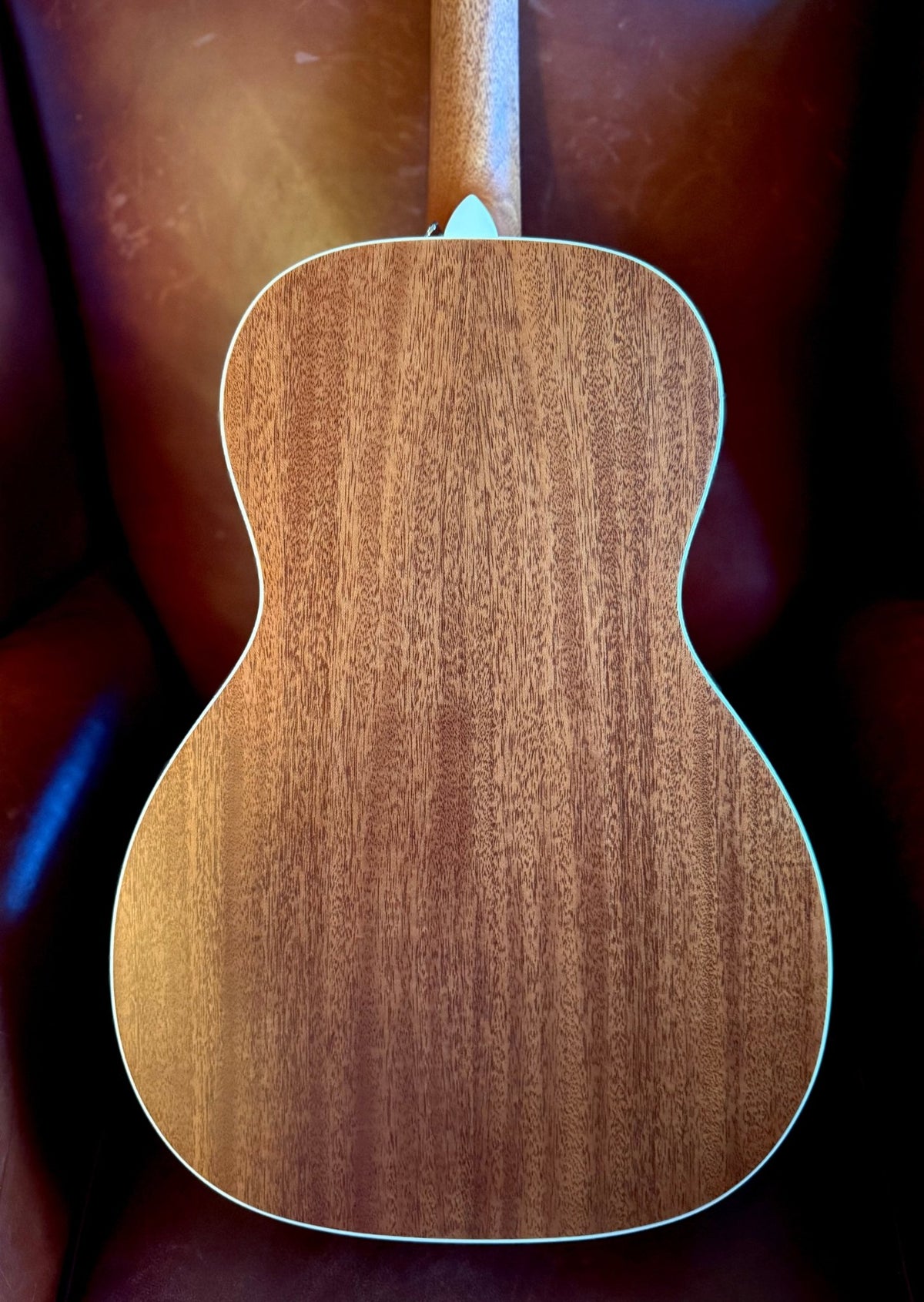 Auden TT Emily Rose Full Body Black Electro Acoustic Guitar - Richards Guitars Of Stratford Upon Avon