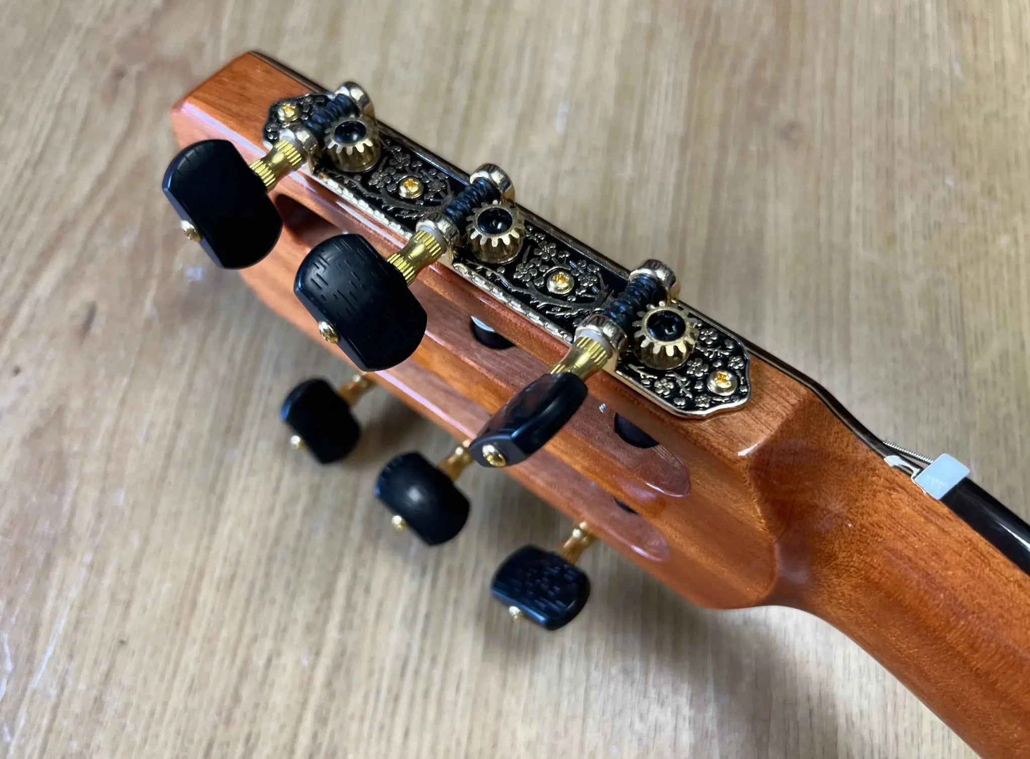 Cordoba Stage Natural Amber - Richards Guitars Of Stratford Upon Avon