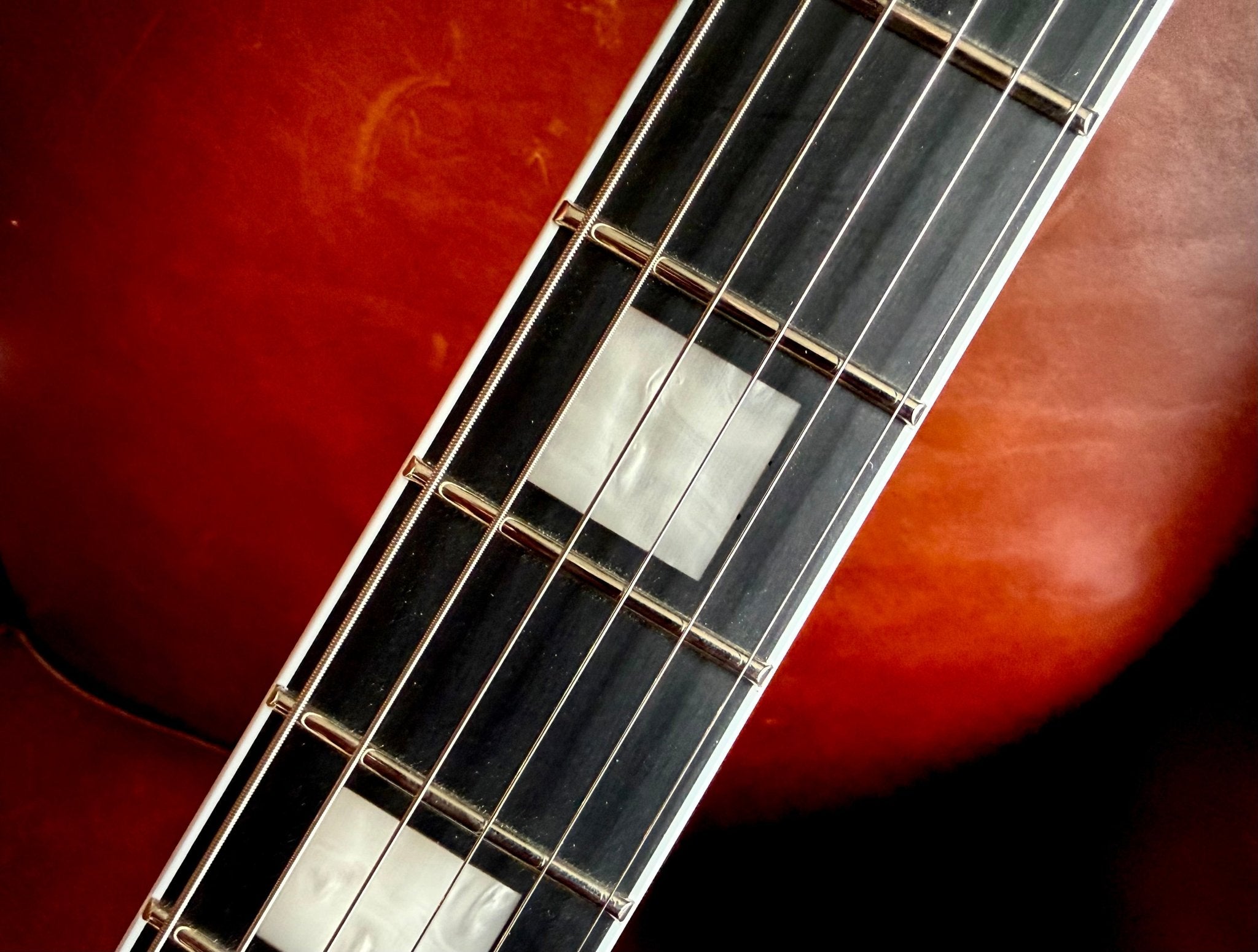 Cort CR270 Black Electric Guitar. The "Vintage Guitas Beater" - Richards Guitars Of Stratford Upon Avon