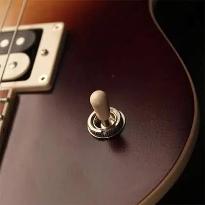 Cort CR300 Aged Vintage Burst - Richards Guitars Of Stratford Upon Avon