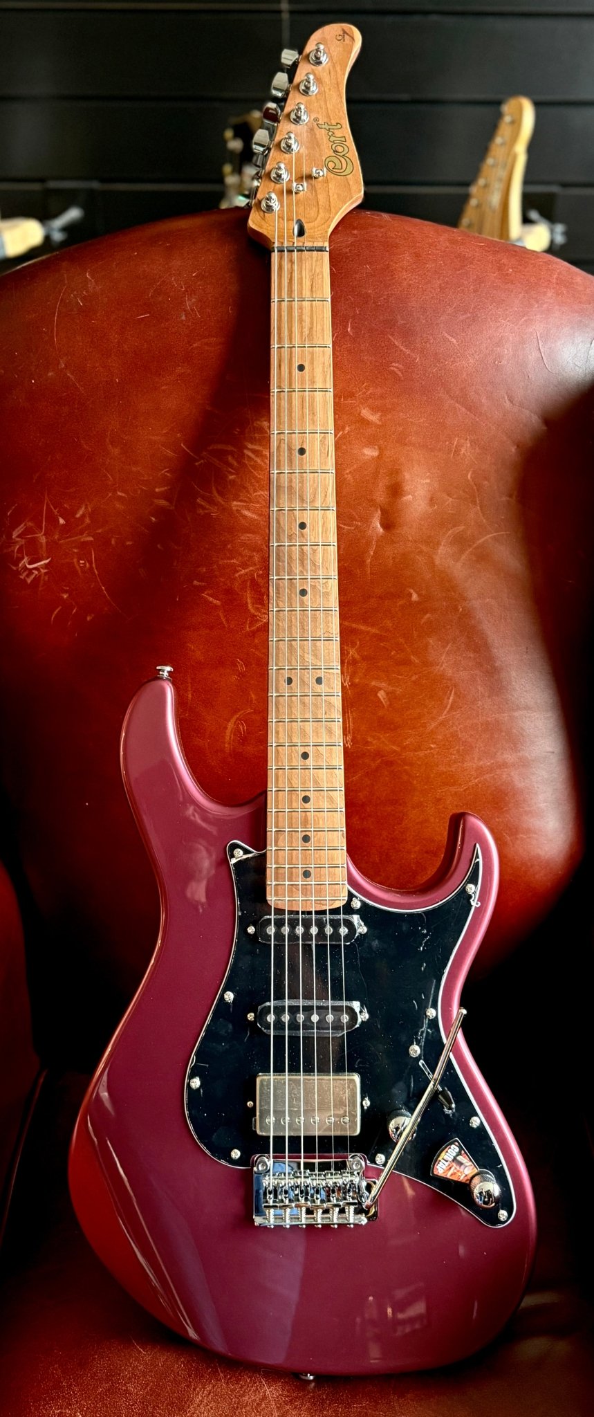 Cort G250 SE Vivid Burgundy w'£225 Custom Pro Setup Package & FREE Delivery - Richards Guitars Of Stratford Upon Avon