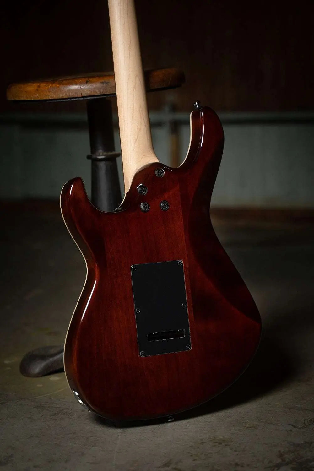 Cort G280 Select Trans Chameleon Purple - Richards Guitars Of Stratford Upon Avon