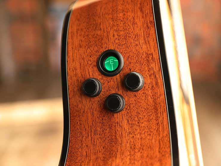 Cort Gold OC6 w/case Natural Electro Acoustic Guitar - Richards Guitars Of Stratford Upon Avon