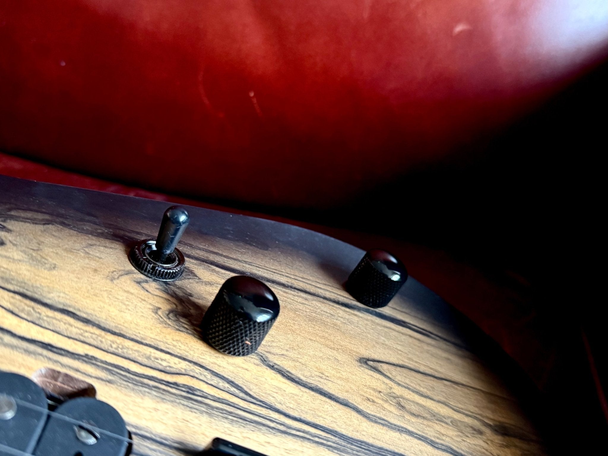 Cort KX500 Pale Moon Electric Guitar. Incredible Spec Rock Guitar 2026 - Richards Guitars Of Stratford Upon Avon