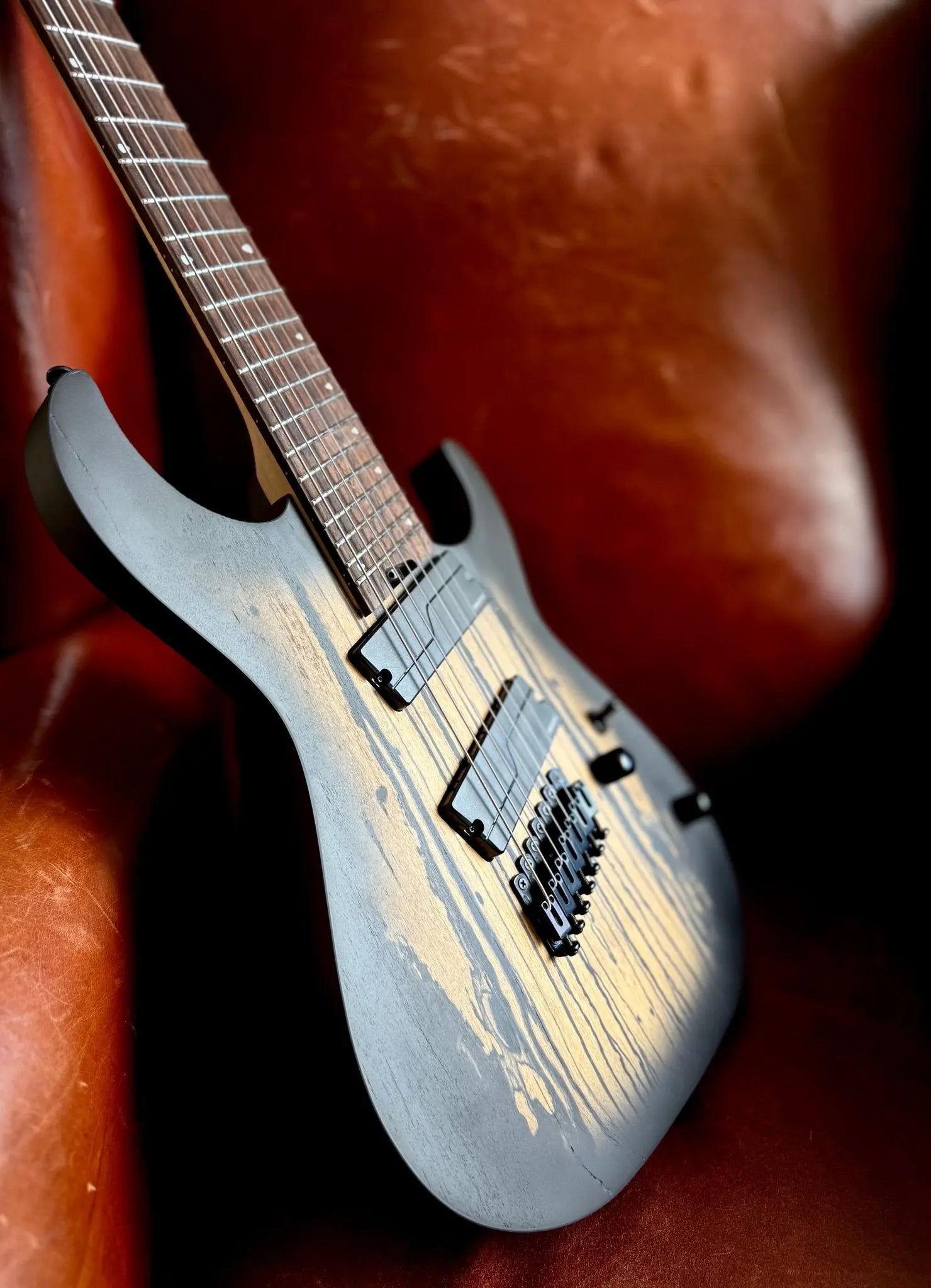 Cort KX507MS Pale Moon, Natural Black Burst - Richards Guitars Of Stratford Upon Avon