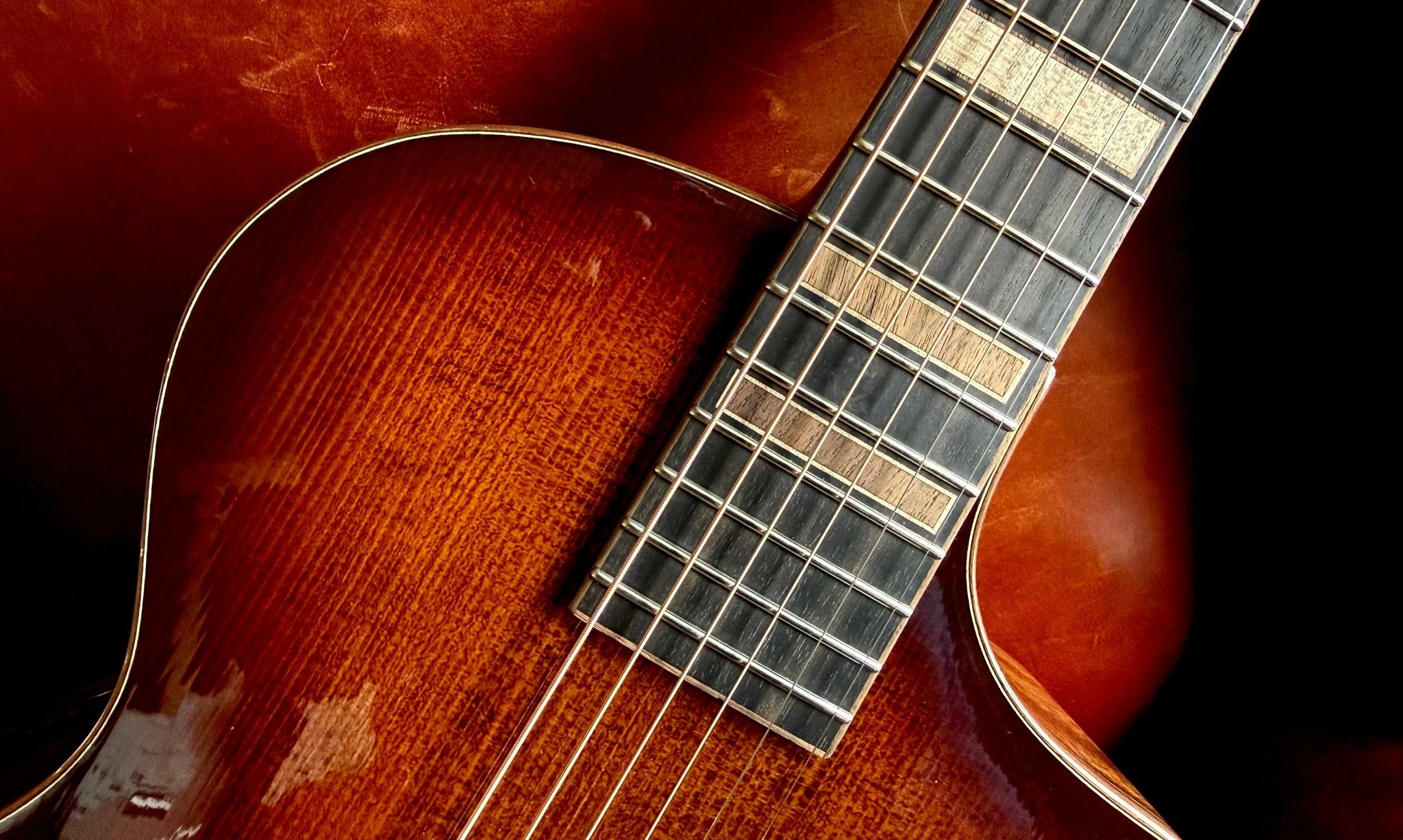Cort Modern Tobacco Burst with Case - Richards Guitars Of Stratford Upon Avon