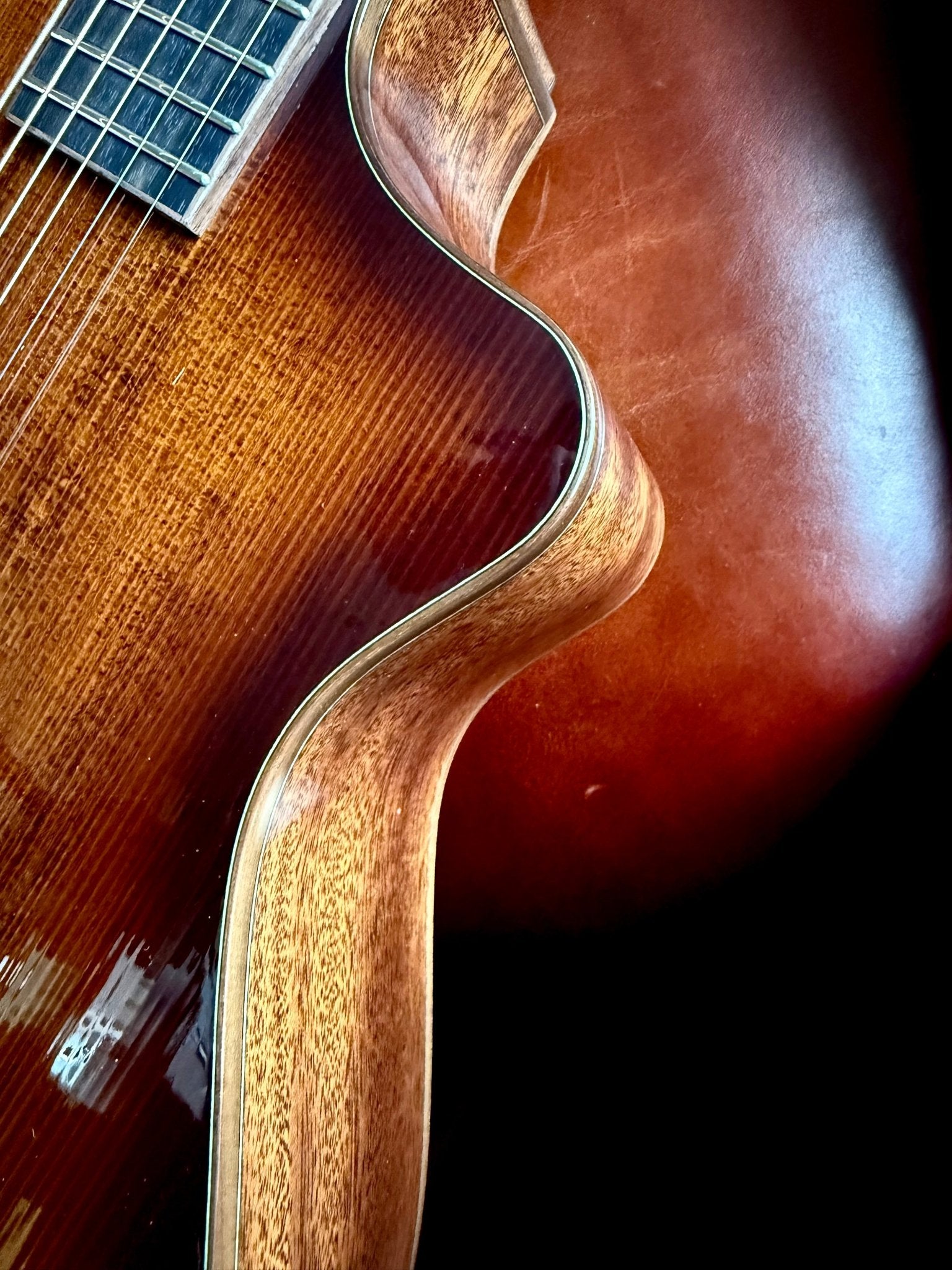 Cort Modern Tobacco Burst with Case - Richards Guitars Of Stratford Upon Avon