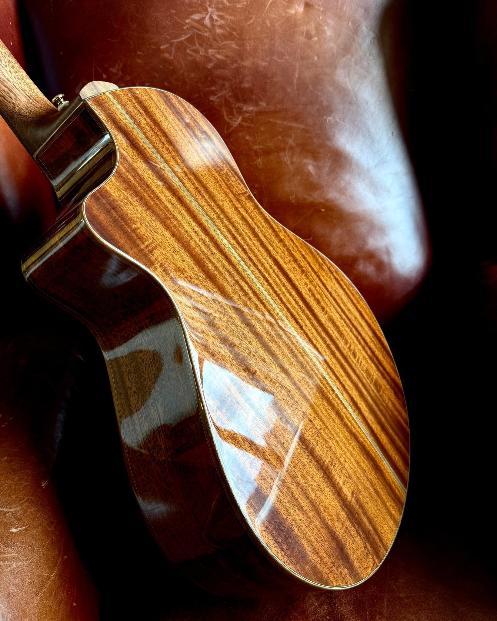 Cort Modern Tobacco Burst with Case - Richards Guitars Of Stratford Upon Avon