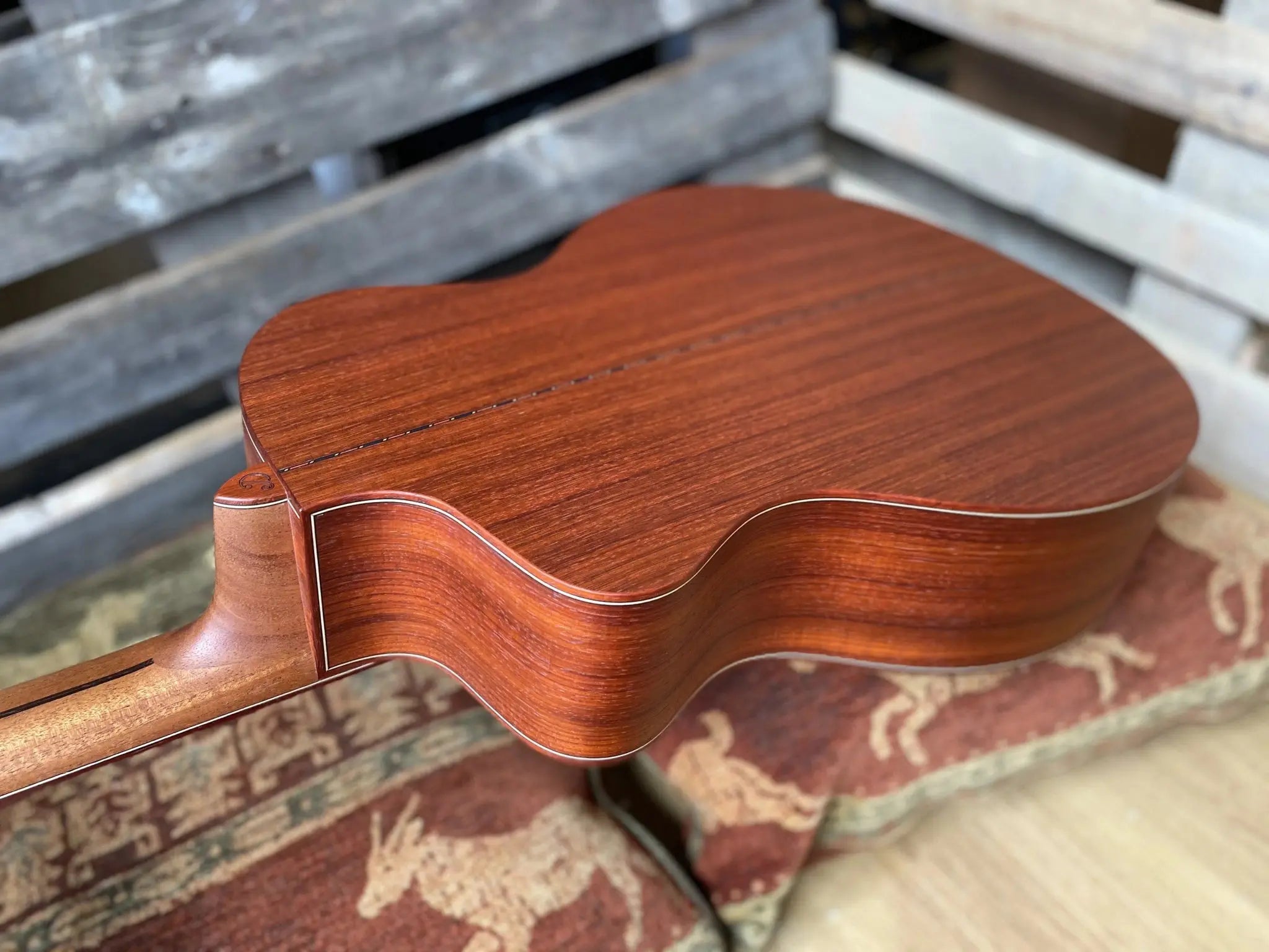 Dowina Master Built Strip Padauk HC Deluxe With Torrified Swiss Spruce Top (Nylon) - Richards Guitars Of Stratford Upon Avon