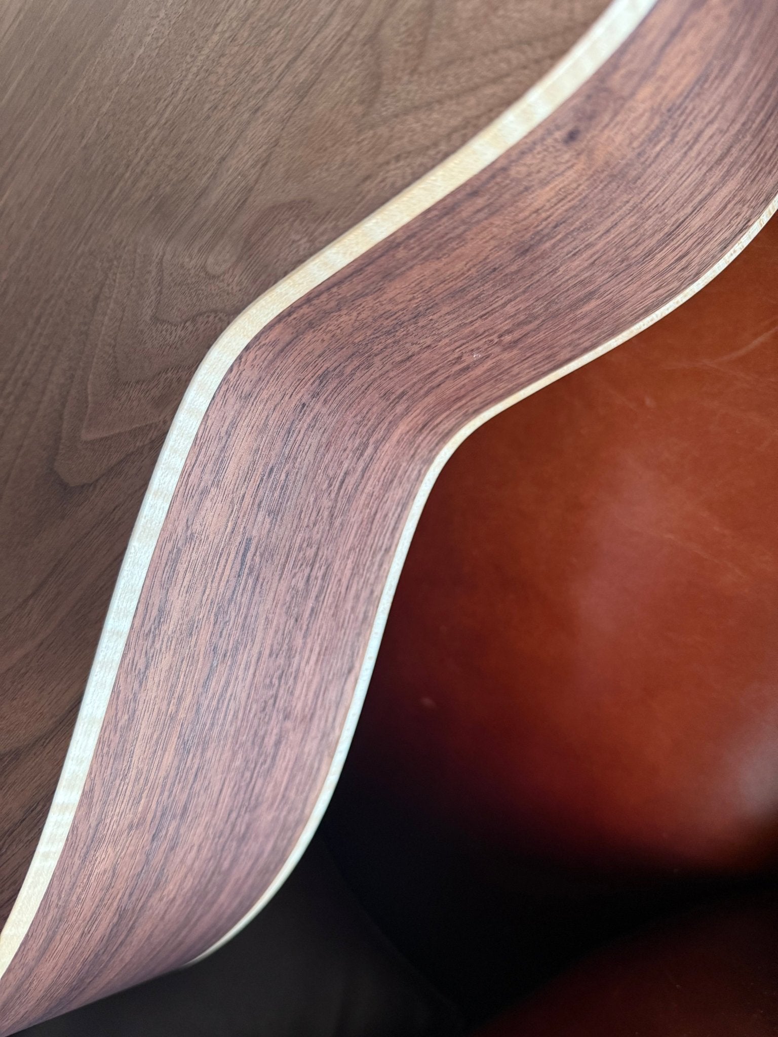 Dowina Walnut Tribute OMG - Richards Guitars Of Stratford Upon Avon