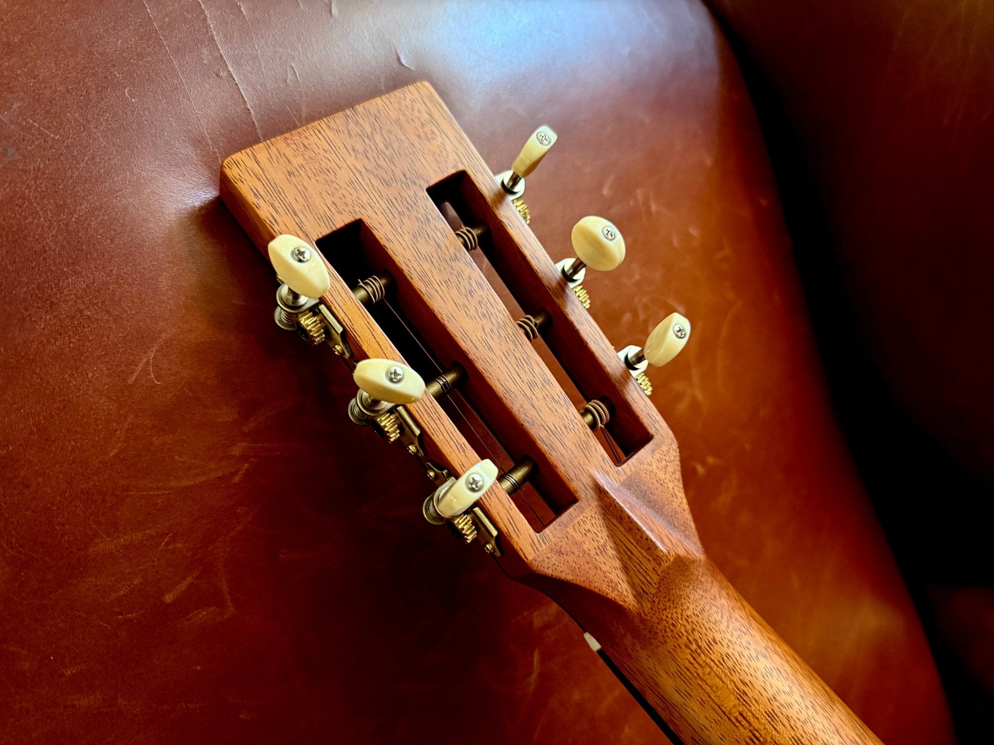 Duke A-MC-Solid Acoustic Guitar (Inc Deluxe Gigbag) - Richards Guitars Of Stratford Upon Avon