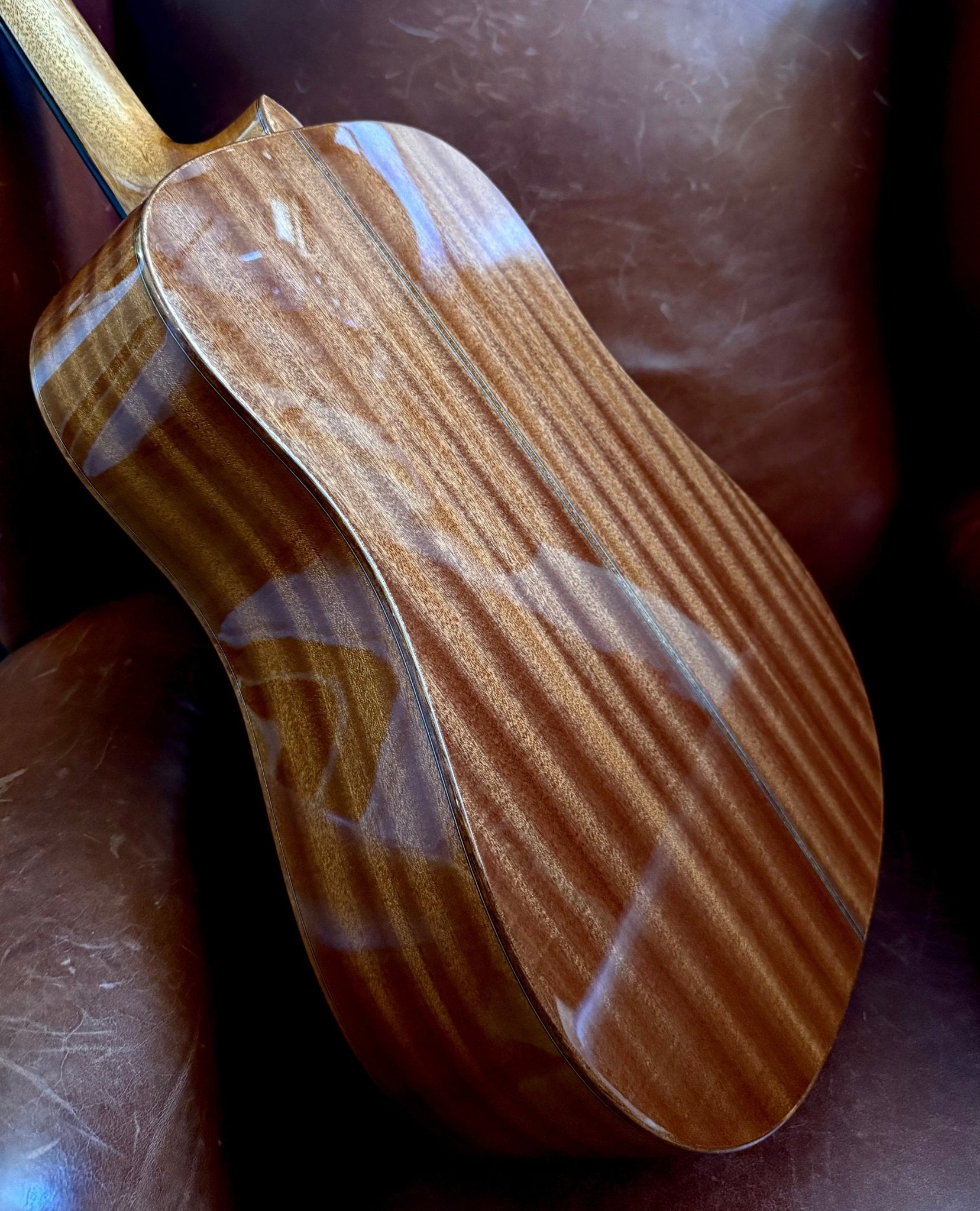 Duke D-MC Dreadnougt Acoustic Guitar - Richards Guitars Of Stratford Upon Avon