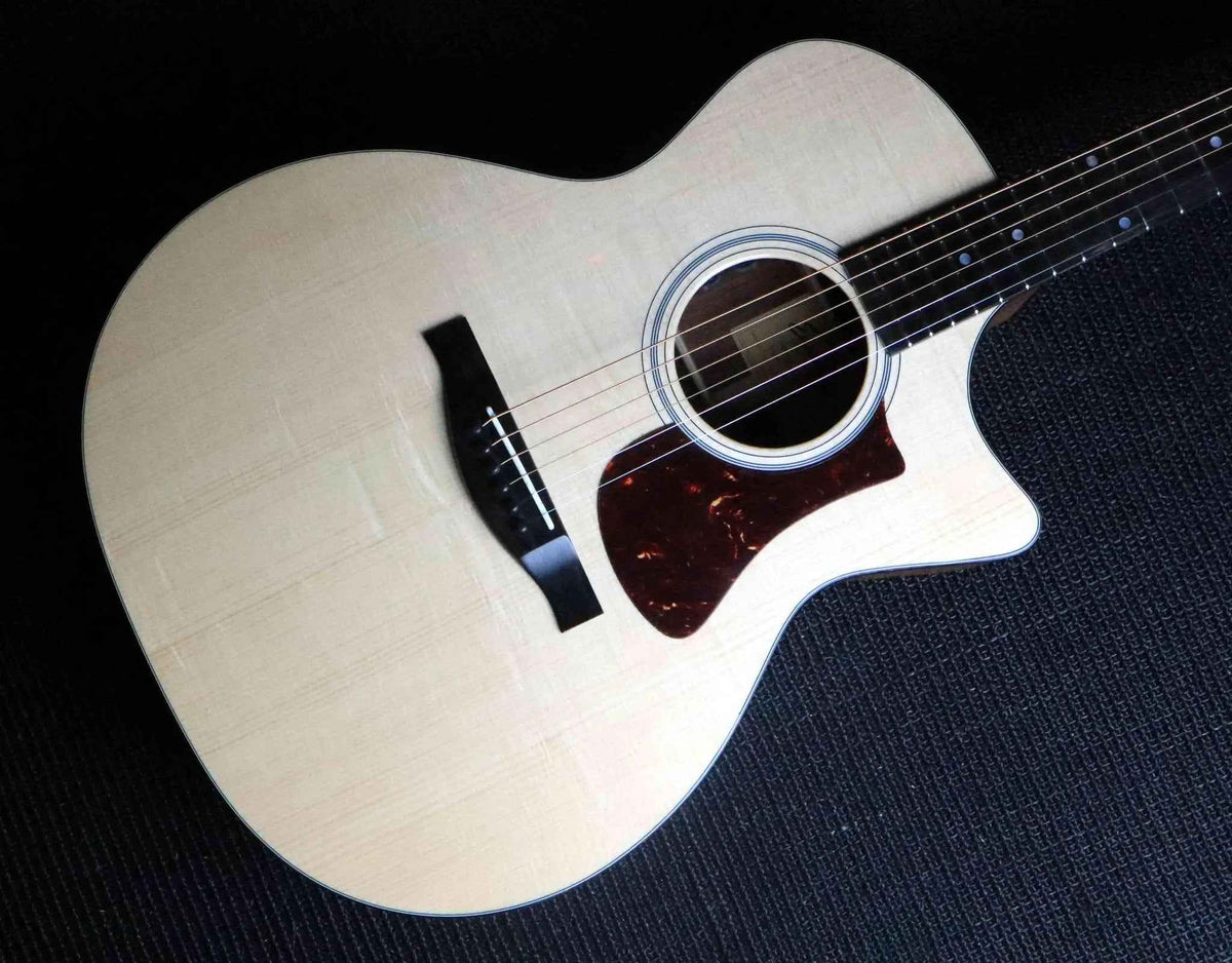 Eastman AC222CE Natural Electro Acoustic Guitar (Price inc. Custom Pro Setup Package)