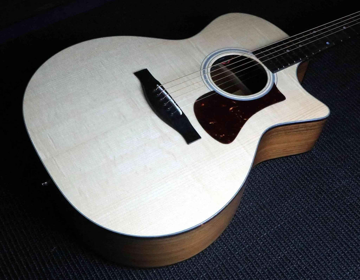 Eastman AC222CE Natural Electro Acoustic Guitar (Price inc. Custom Pro Setup Package)