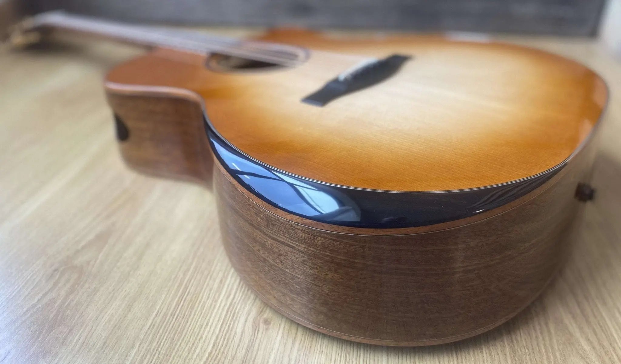 Eastman AC522CE GB Grand Auditorium w/ cutaway (Price inc. Custom Pro Setup Package) - Richards Guitars Of Stratford Upon Avon