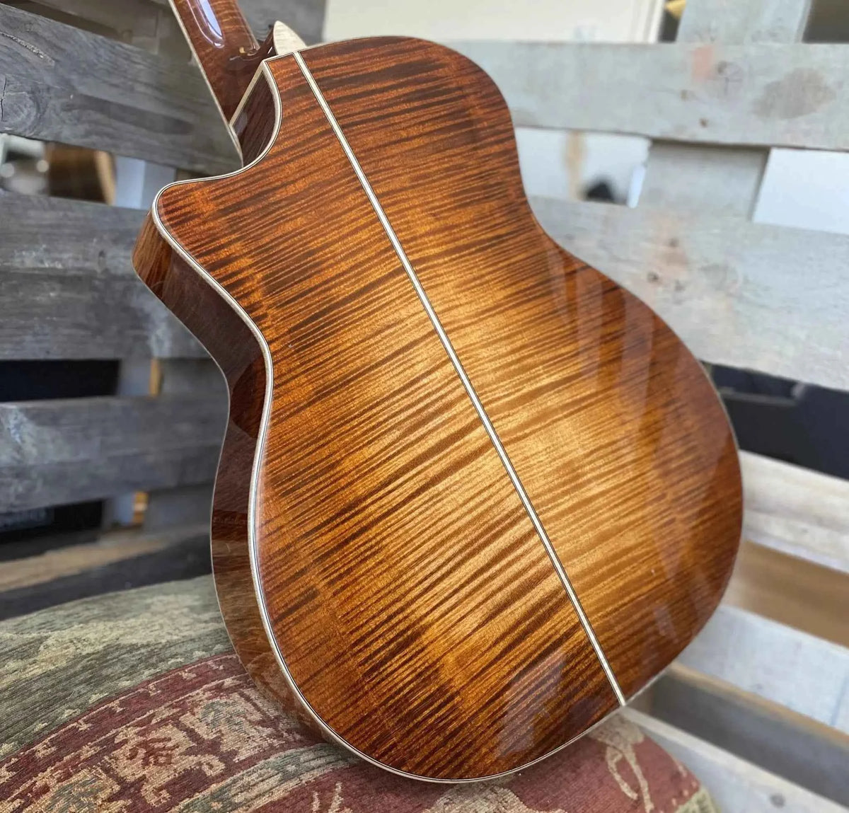 Eastman AC622CE Natural Electro Acoustic Guitar (Price inc. Custom Pro Setup Package)