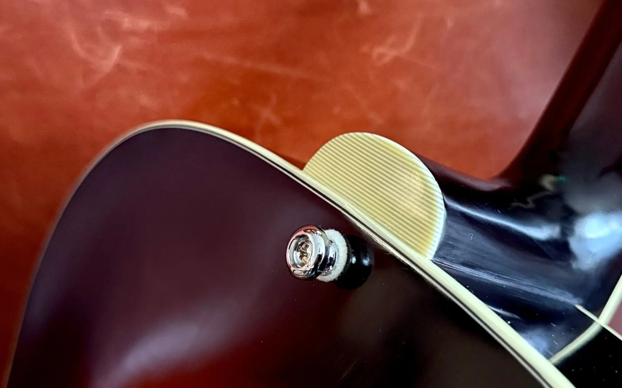 Buy Eastman AR405 P90/TV Archtop Electric Guitar (Custom Pro Exclusive)