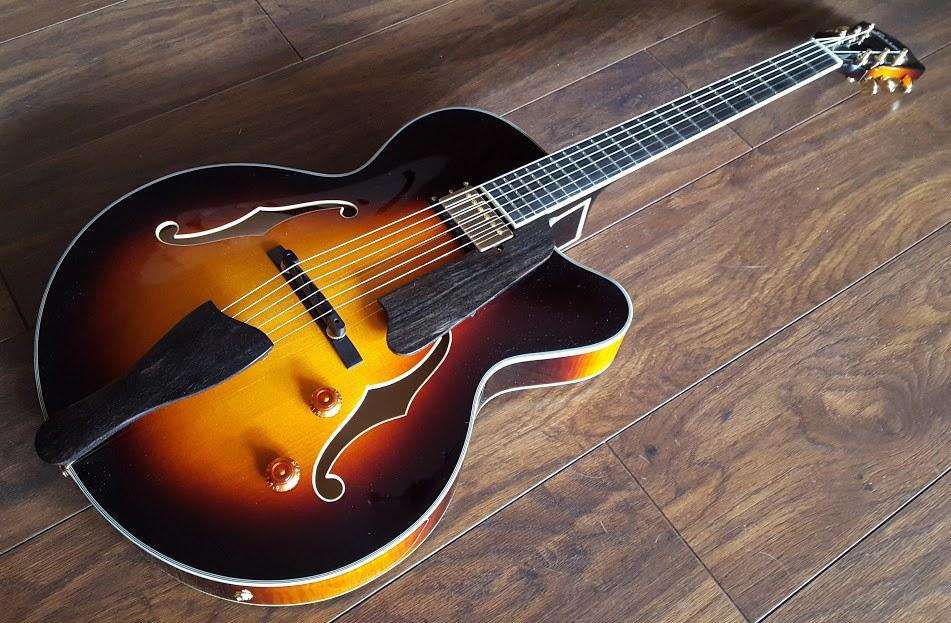 Eastman AR503CE SB (Custom Pro Exclusive) Solid Spruce Arched Top Guitar - Richards Guitars Of Stratford Upon Avon