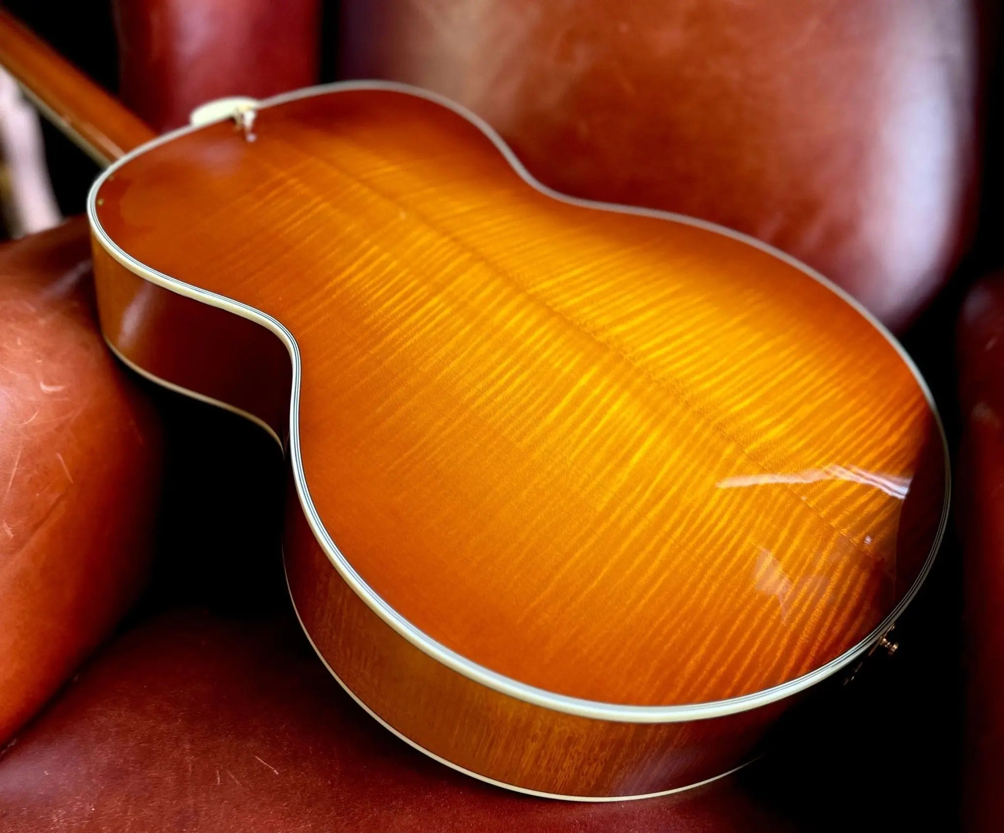 Eastman AR805CE GB Arch Top Semi Acoustic Guitar (Price inc. Custom Pro Setup Package) - Richards Guitars Of Stratford Upon Avon