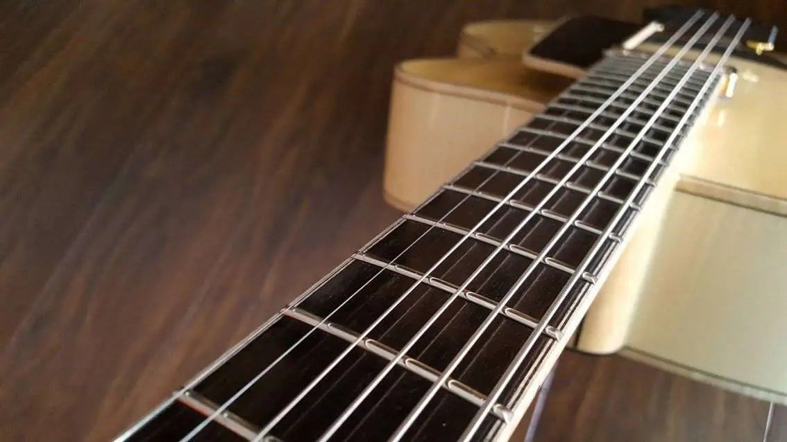 Eastman AR905CE Blonde (Price inc. Custom Pro Setup Package) - Richards Guitars Of Stratford Upon Avon