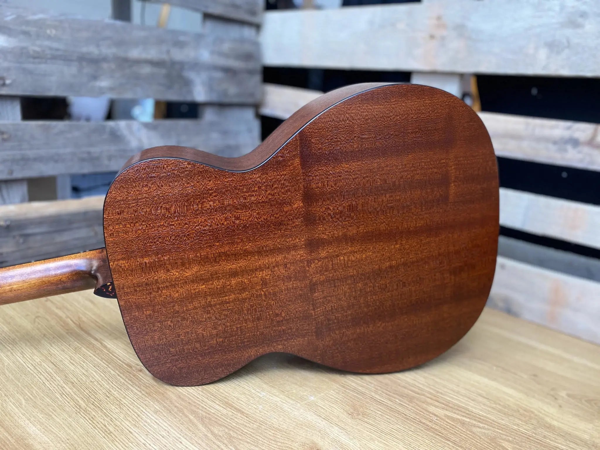 Eastman E1 OM CLASSIC Inc Premium Eastman Gigbag (Price inc. Custom Pro Setup Package) - Richards Guitars Of Stratford Upon Avon